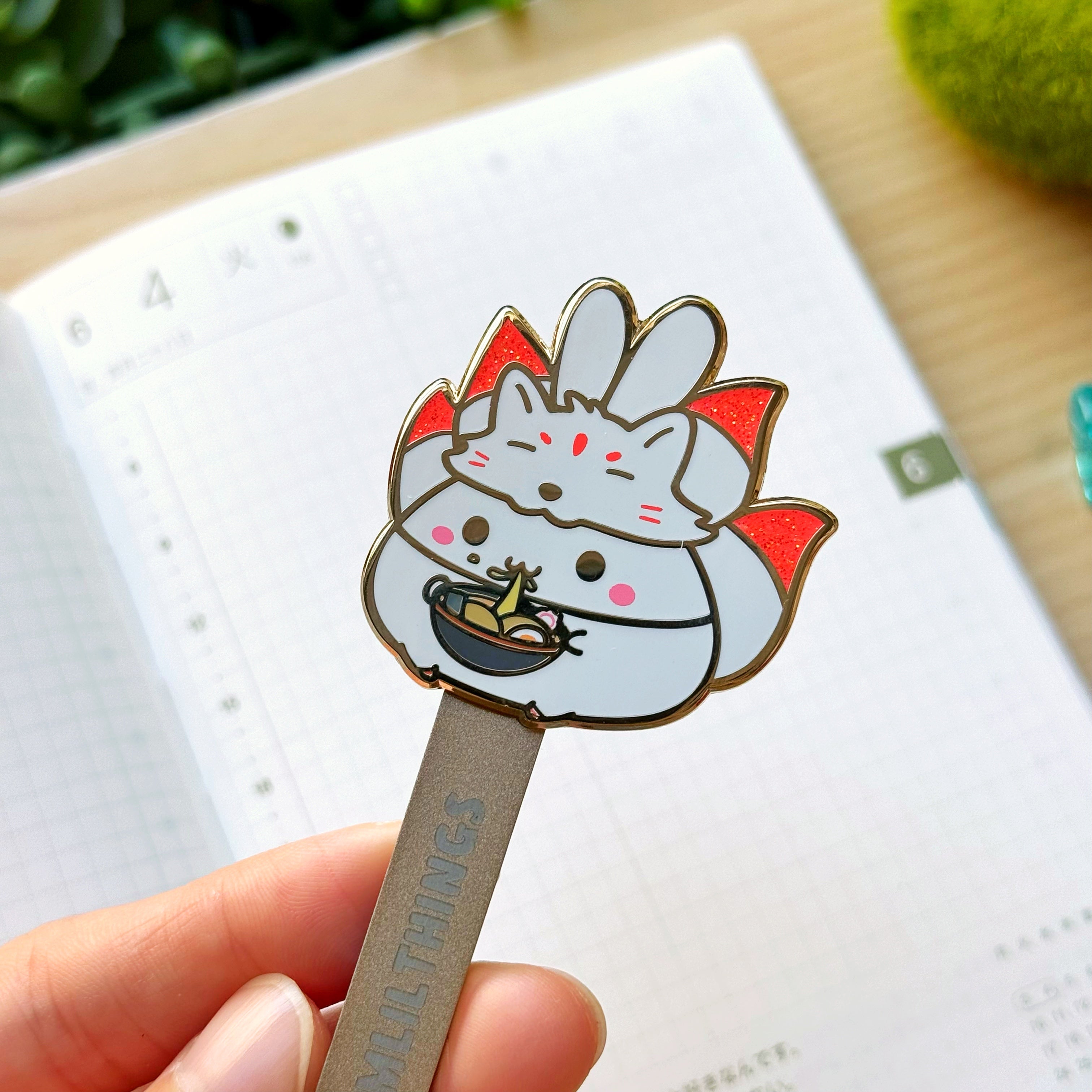 Enamel Tweezer - Lil' Kitsune