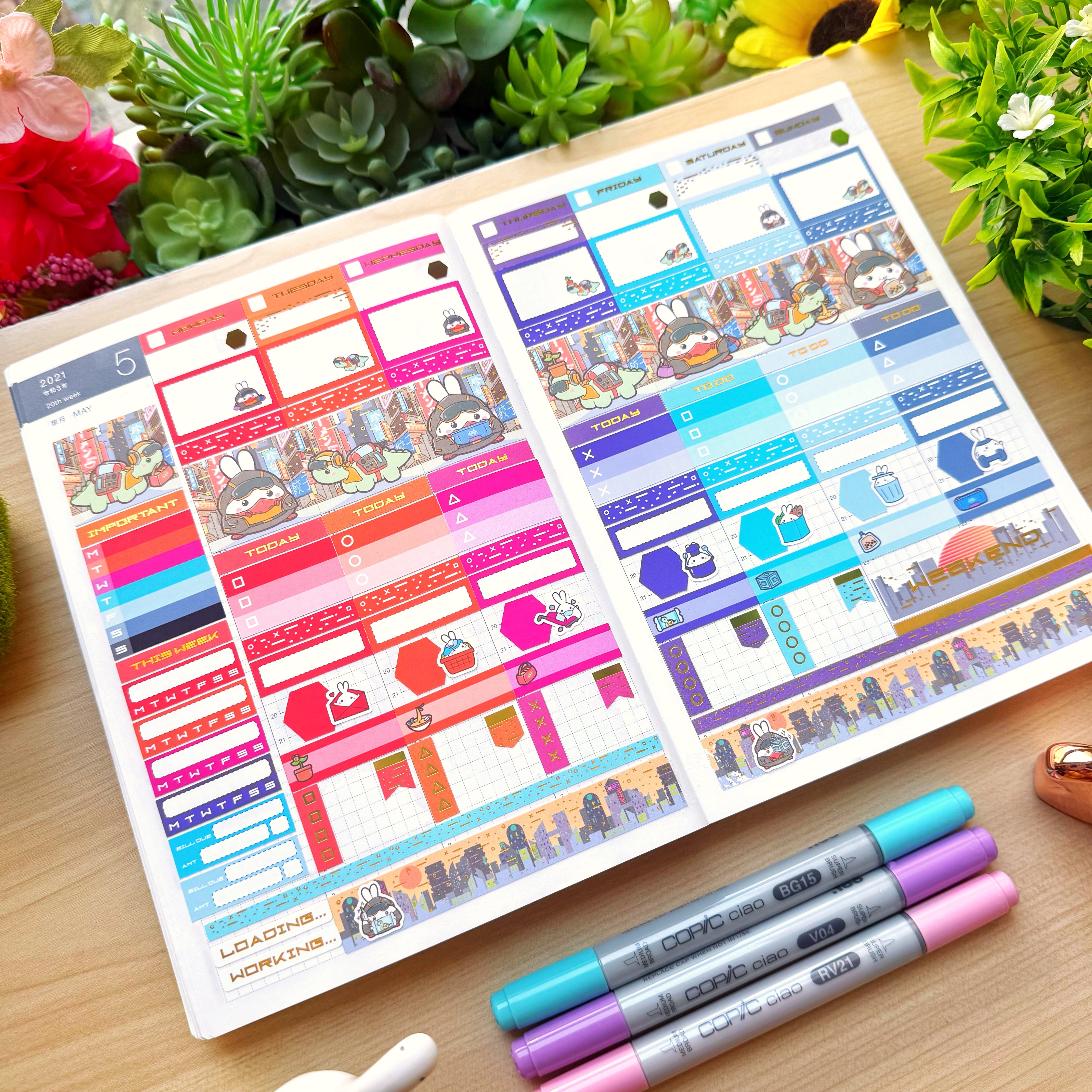 Hobonichi COUSIN - Lil' Cyber City Life - Holo Gold Foil