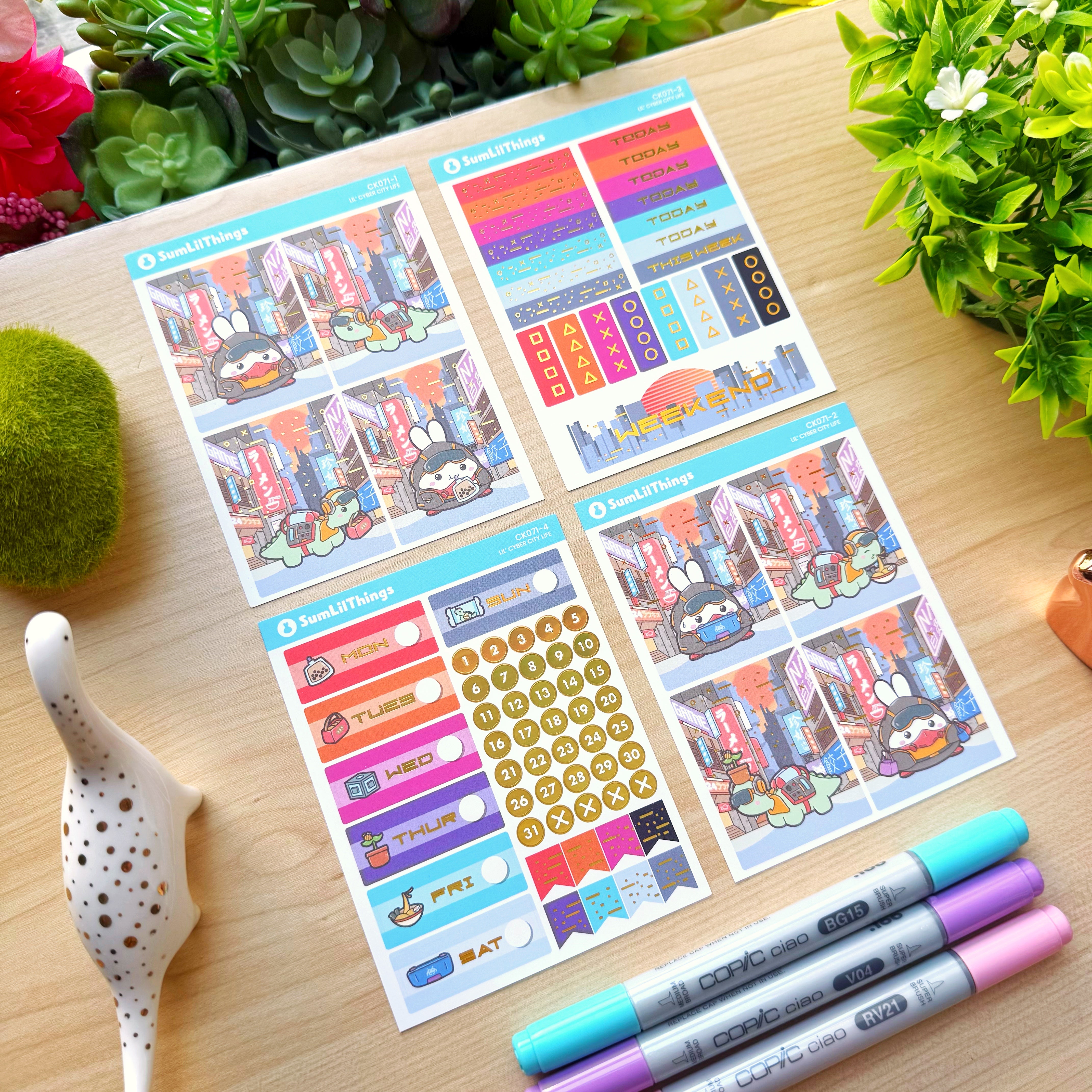 Decorative Kit - Lil' Cyber City Life (10 Pages) - Holo Gold Foil