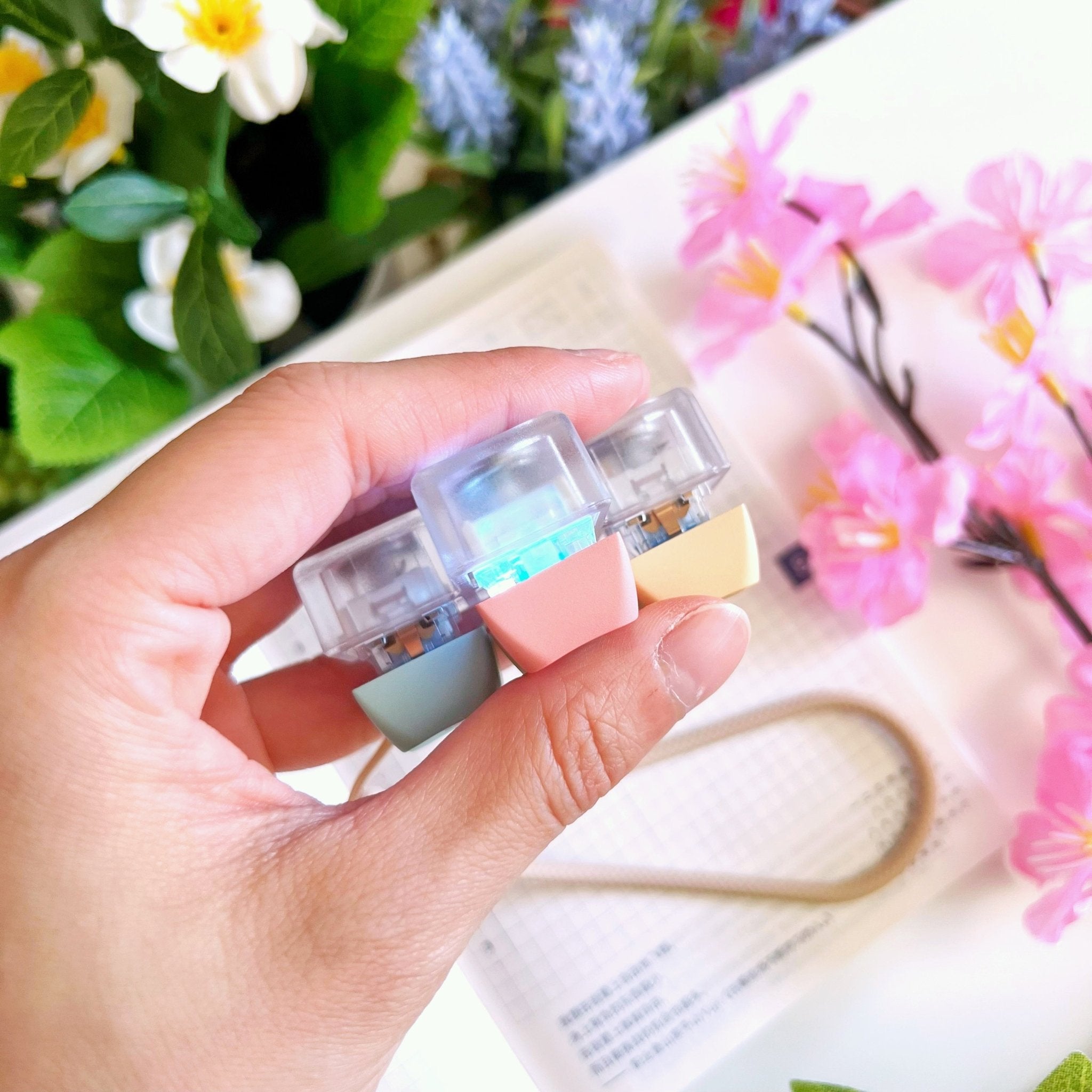 Be Capy & Chill Booster Pack (14 Items) - 20% OFF - SumLilThings