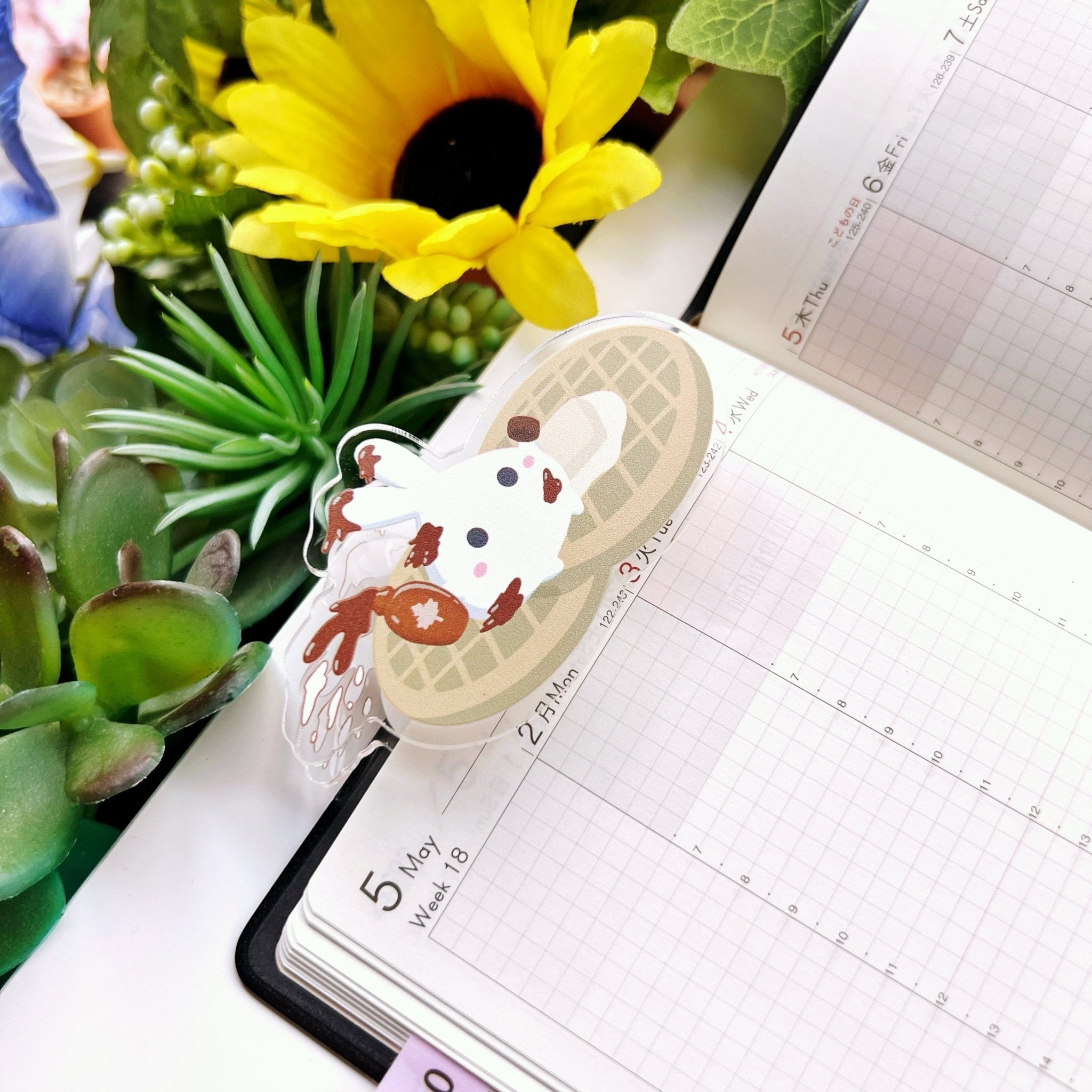 Acrylic Clip - Surf the Eggos - SumLilThings