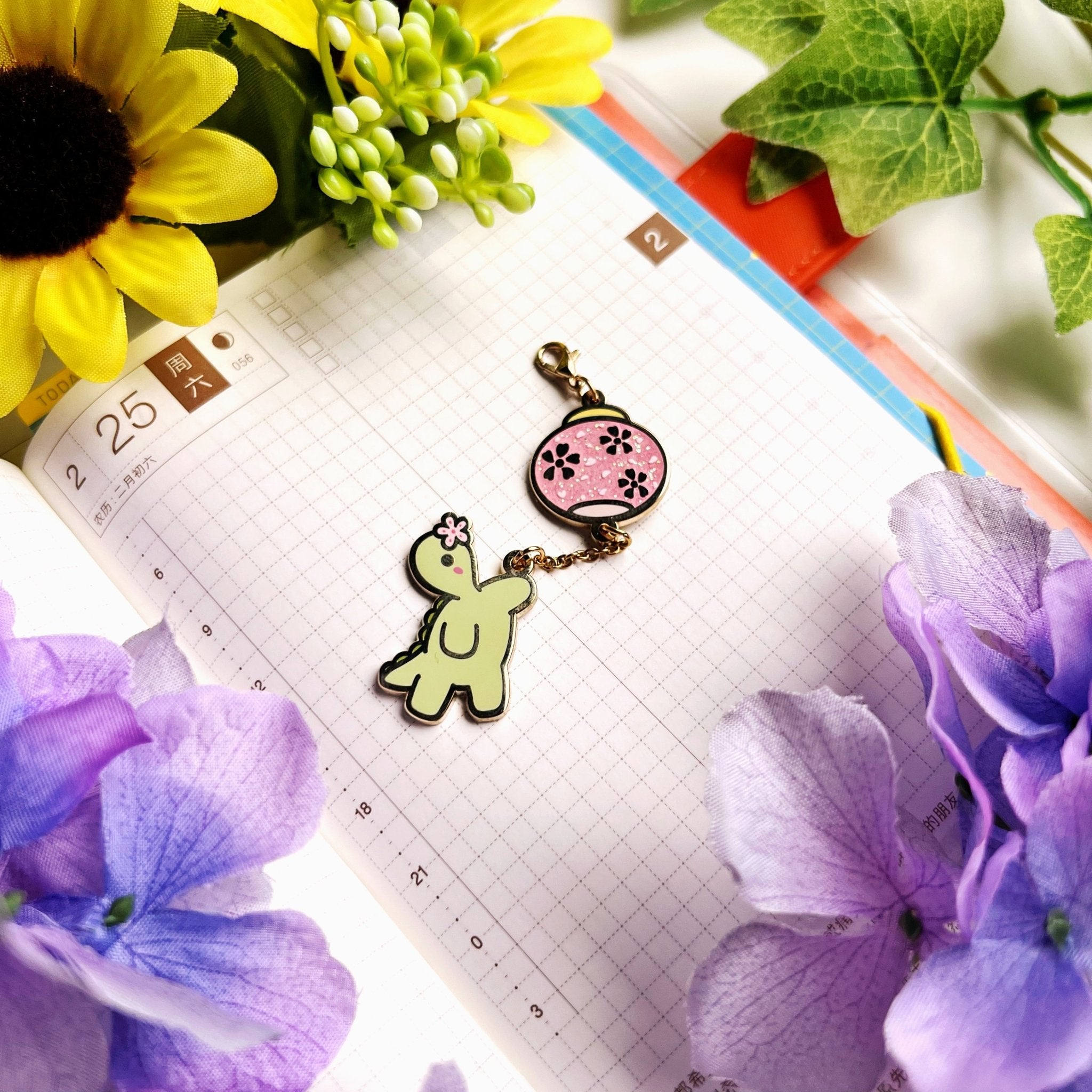 Charm - Dangling Nohnoh with Sakura Lantern - SumLilThings