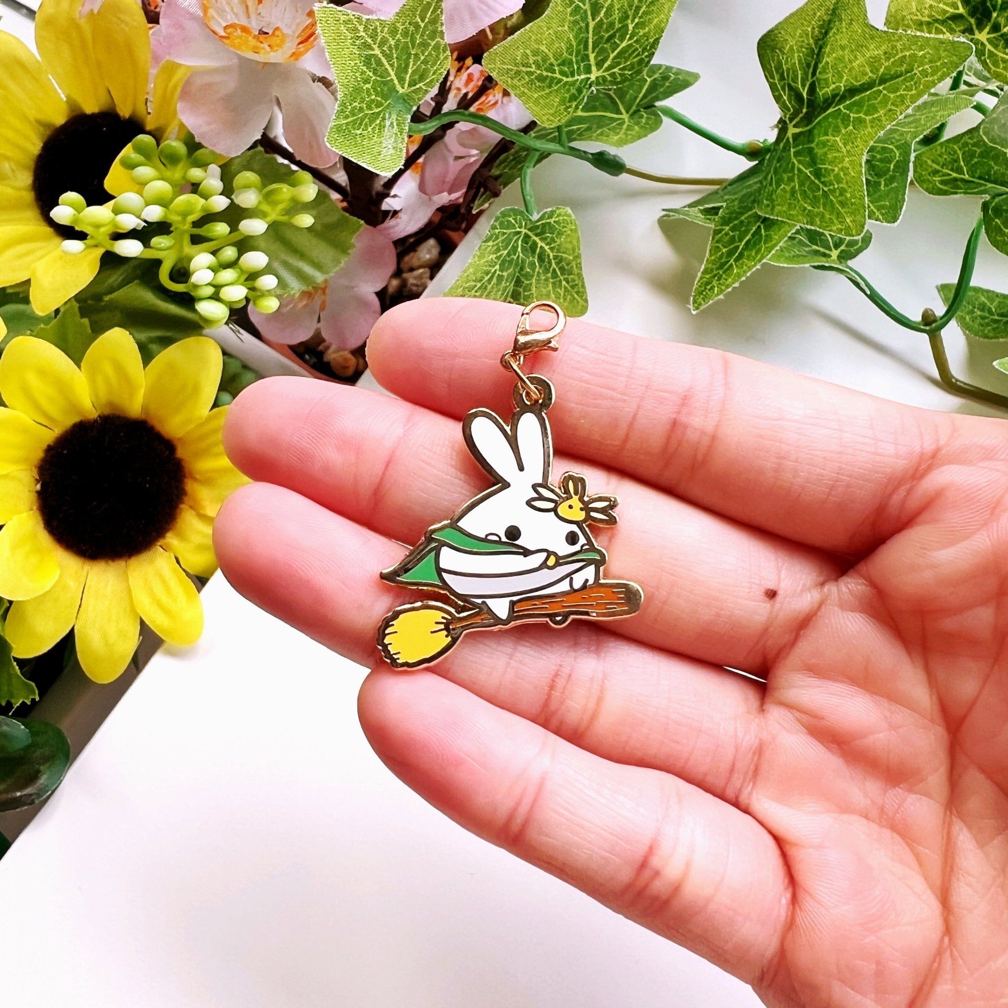 Charm - Lil's Broom Ride - SumLilThings