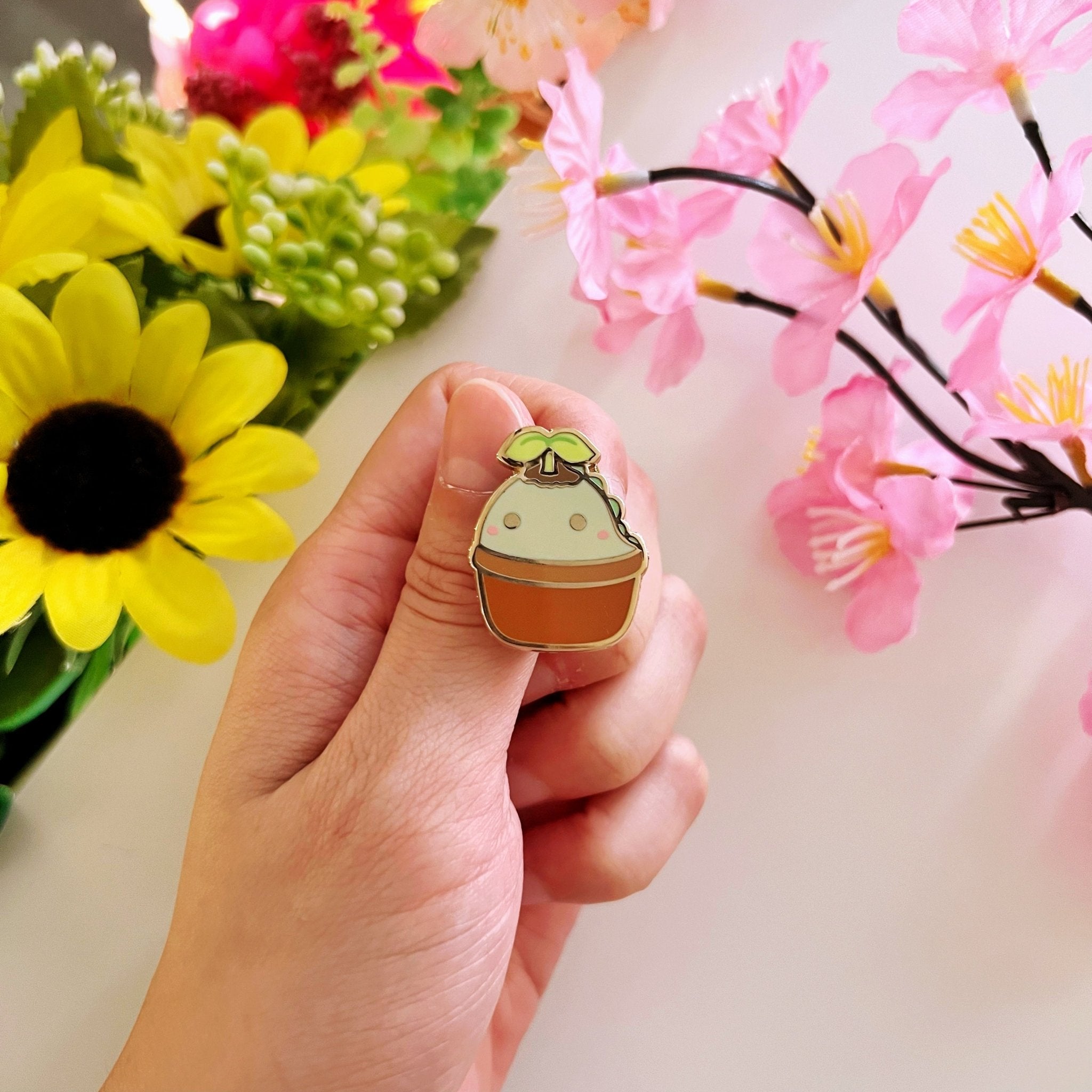 Enamel Pin - Lil' Potted Nohnoh Plant - SumLilThings