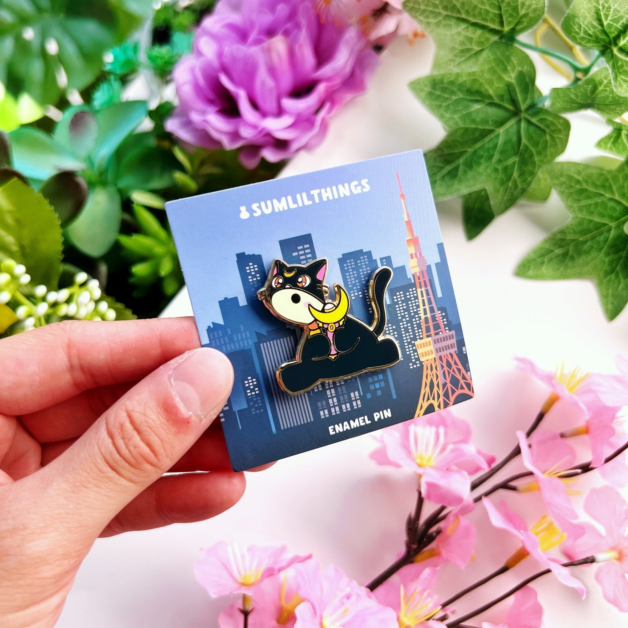 Enamel Pin - Luna Nohnoh - SumLilThings