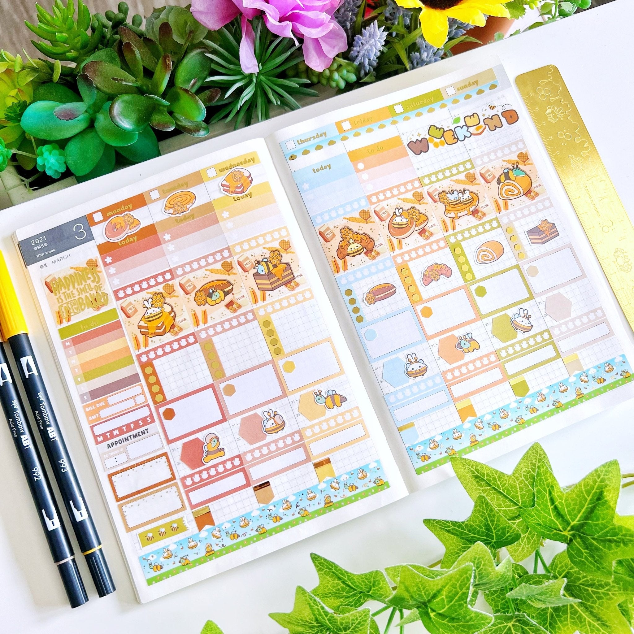 Hobonichi COUSIN - Lil' Honey Pastries - Gold Foil - SumLilThings