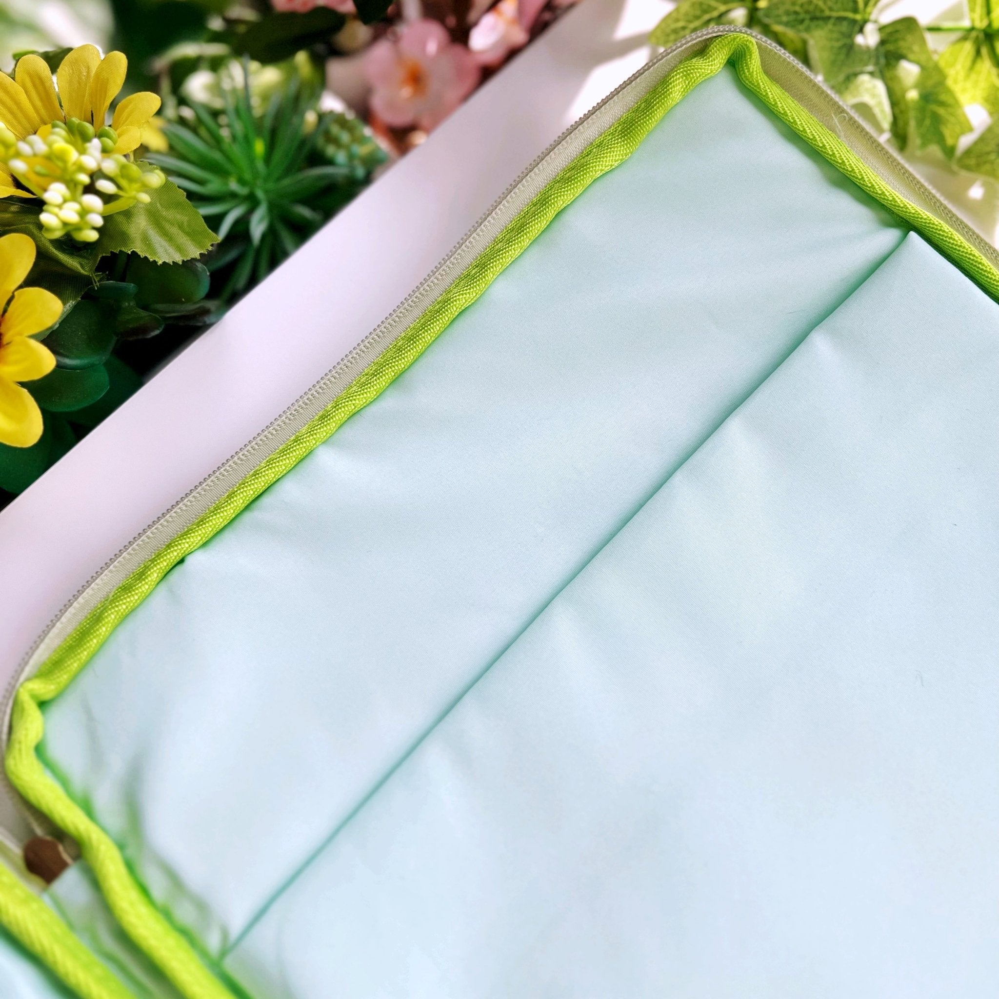 Nohnoh Dinosaur Laptop 16" Sleeve - SumLilThings