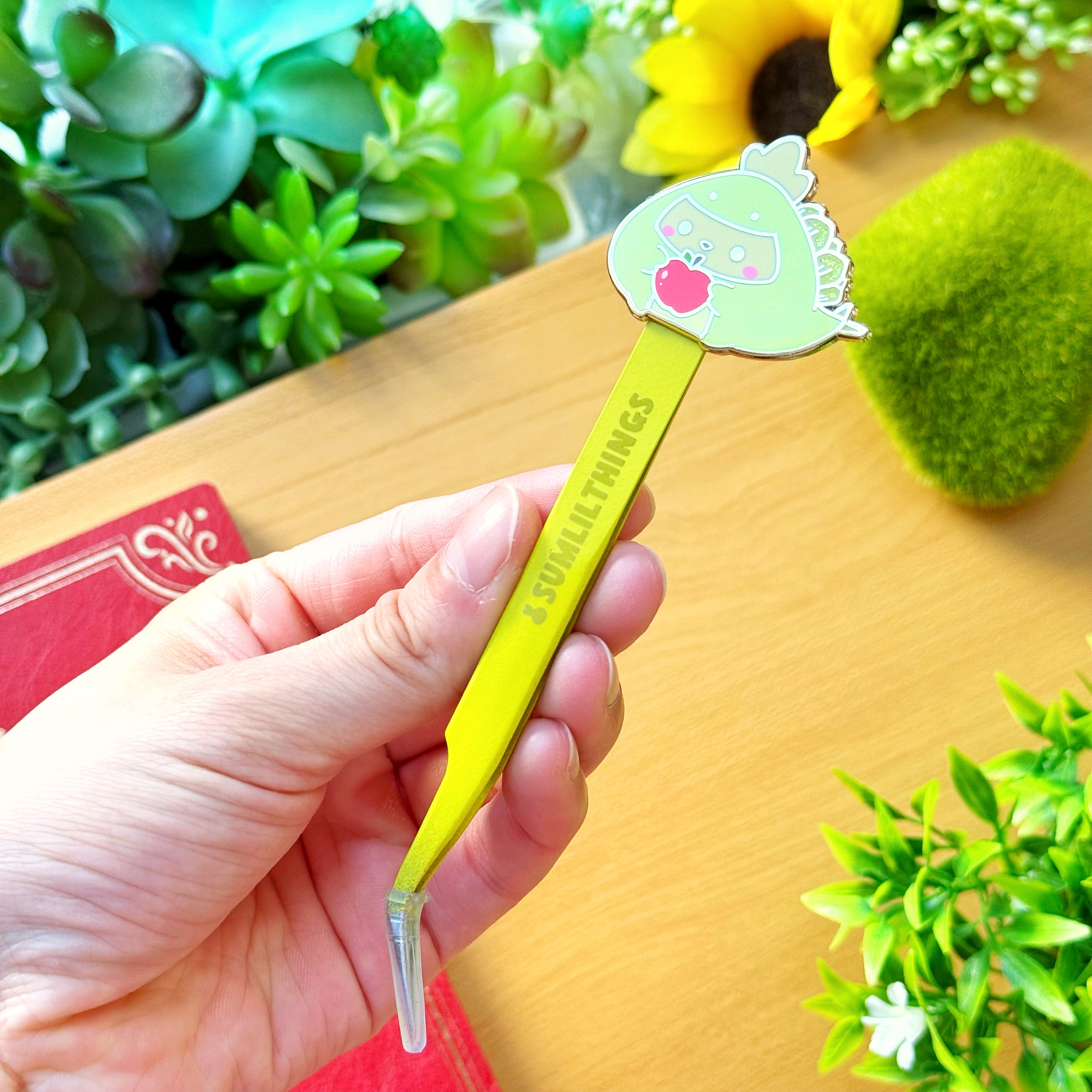 Enamel Tweezer - Dino Chichi (Curved Point)