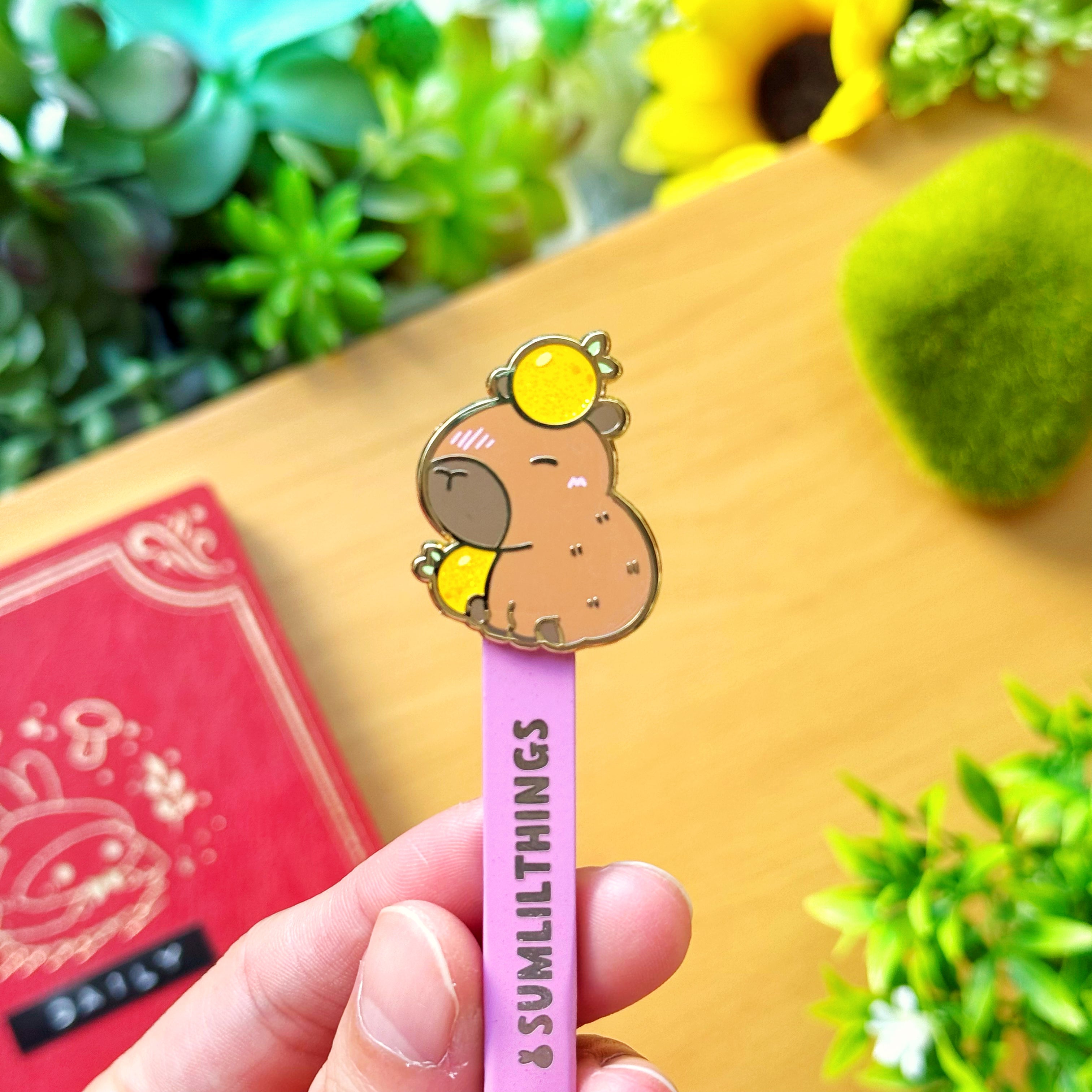 Enamel Tweezer - Capybara (Curved Point)