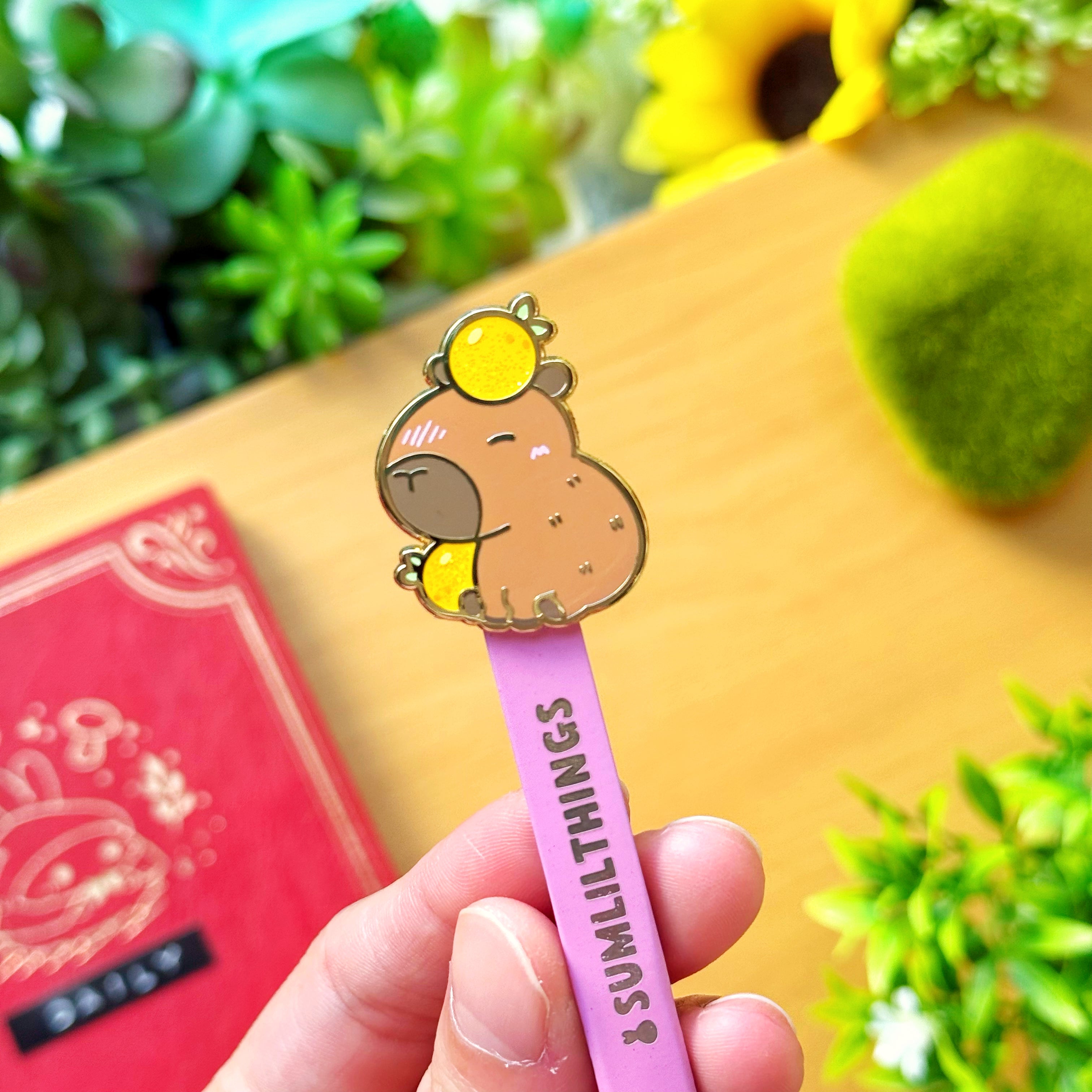Enamel Tweezer - Capybara (Curved Point)