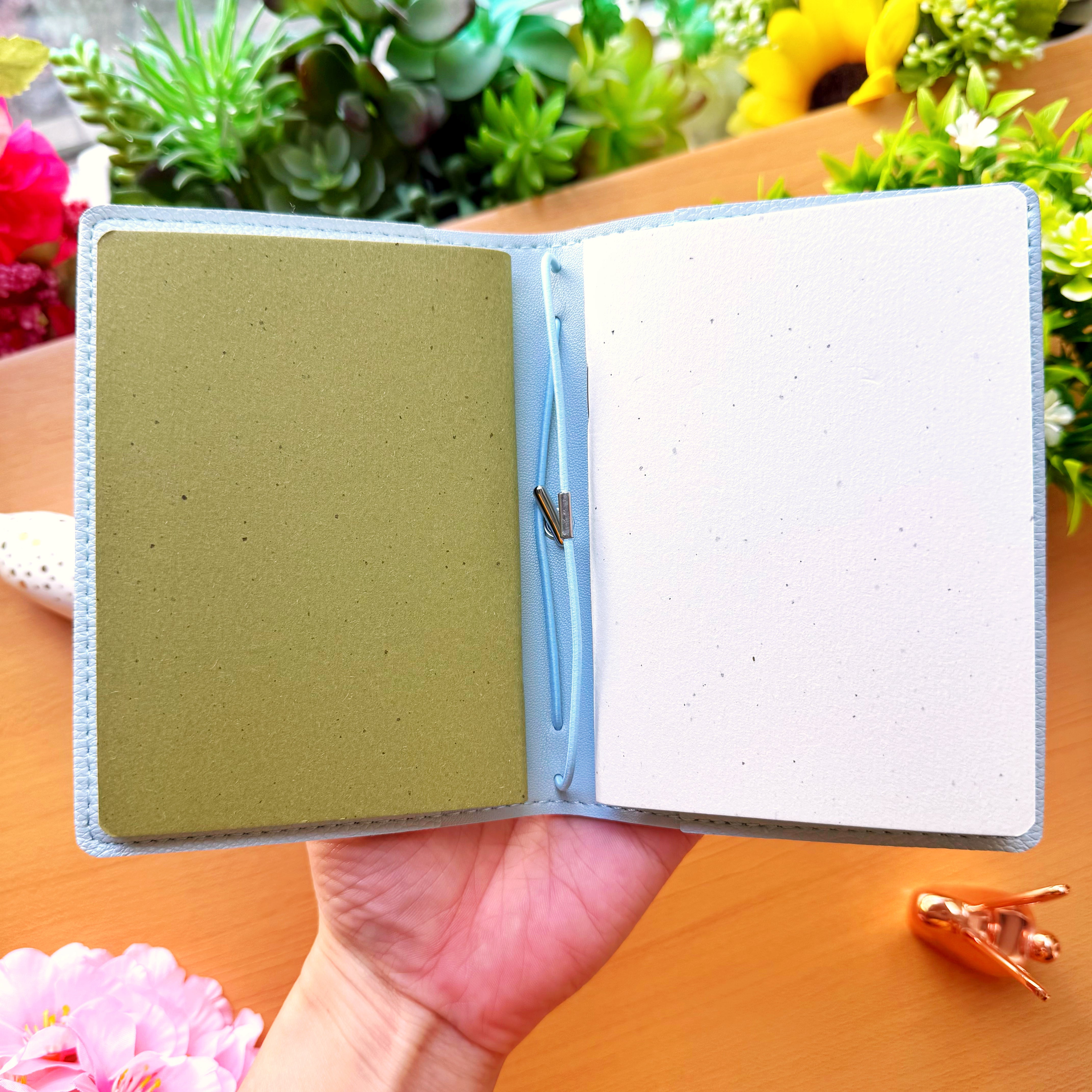 Traveler's Notebook - New York Exclusive (3 Sizes Available)
