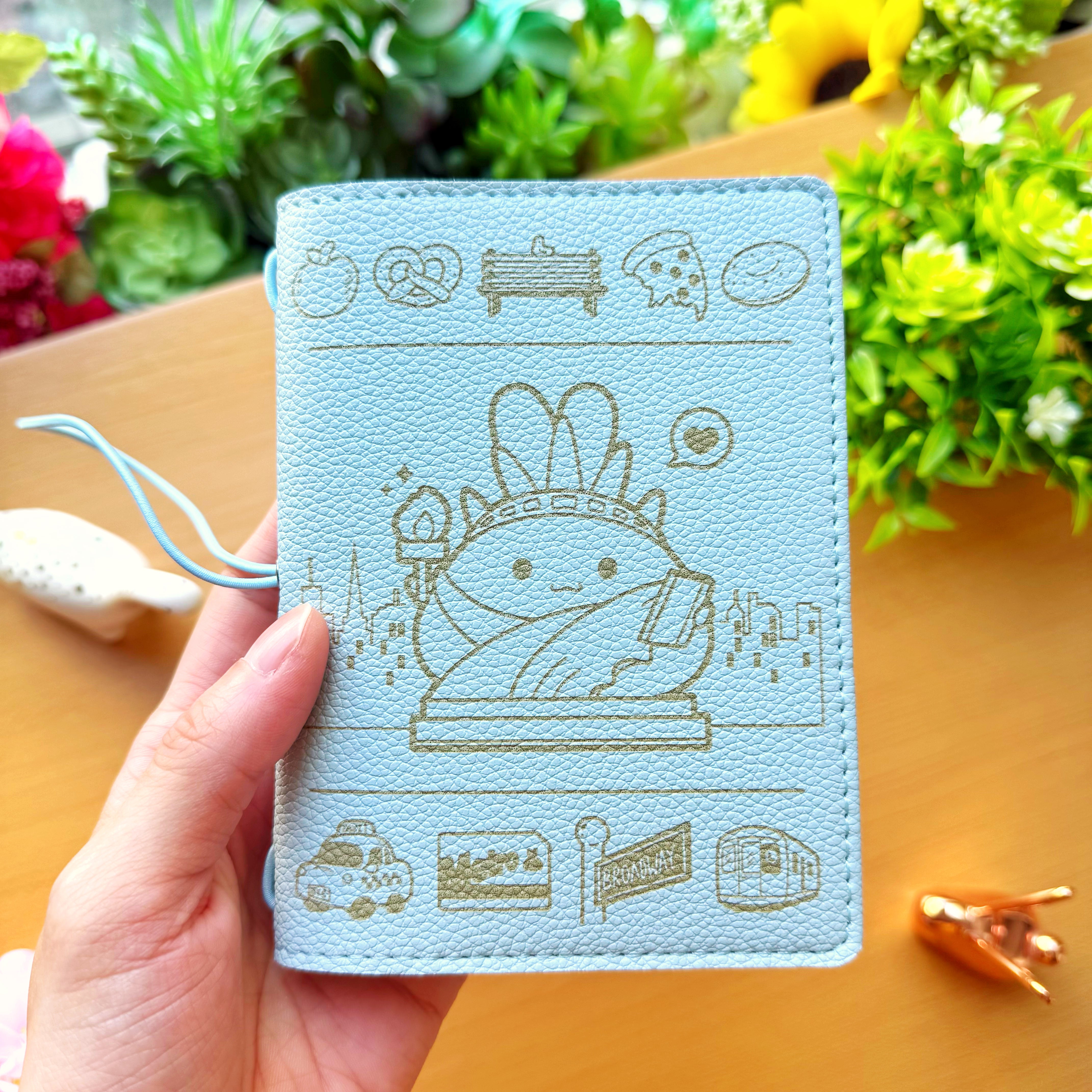 Traveler's Notebook - New York Exclusive (3 Sizes Available)