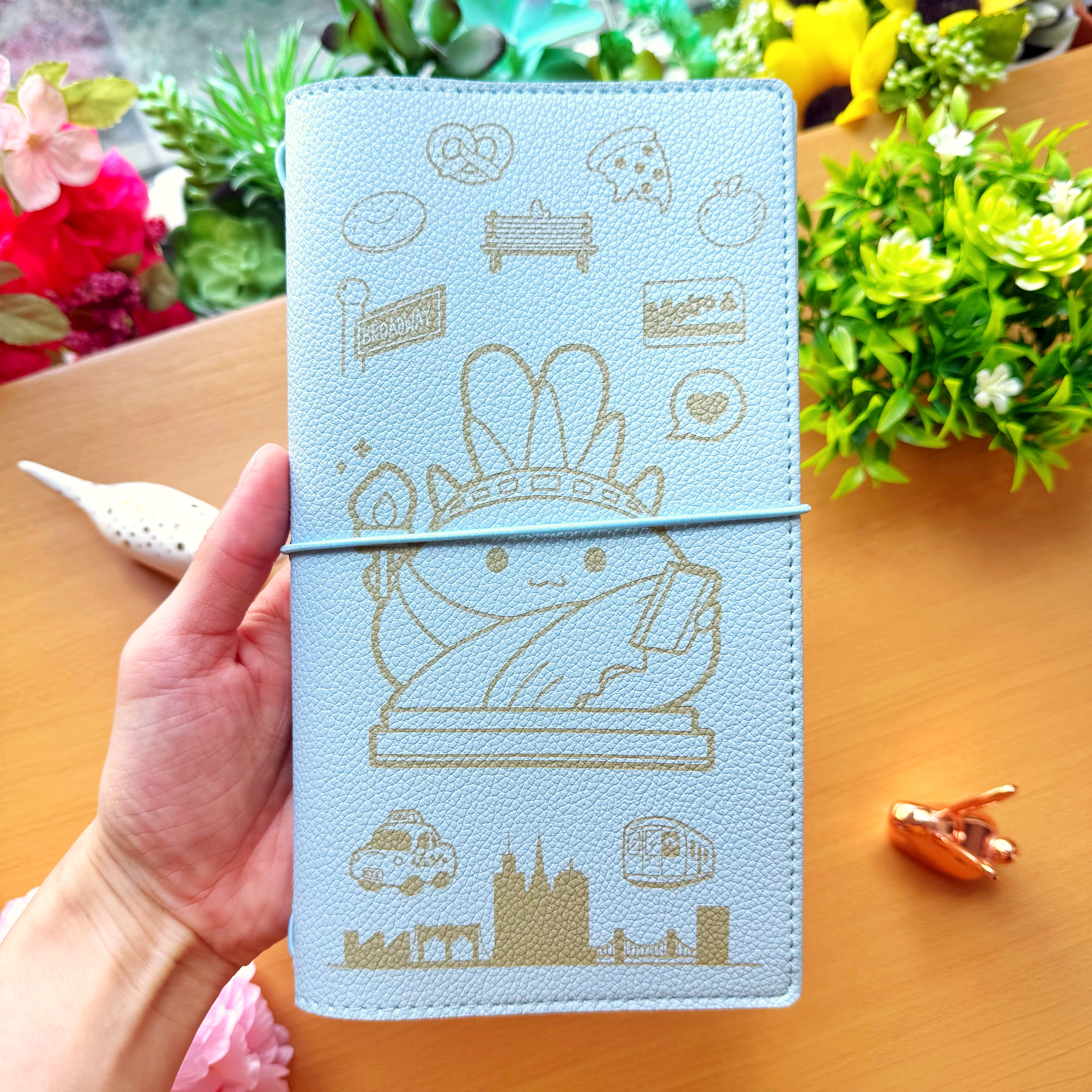 Traveler's Notebook - New York Exclusive (3 Sizes Available)