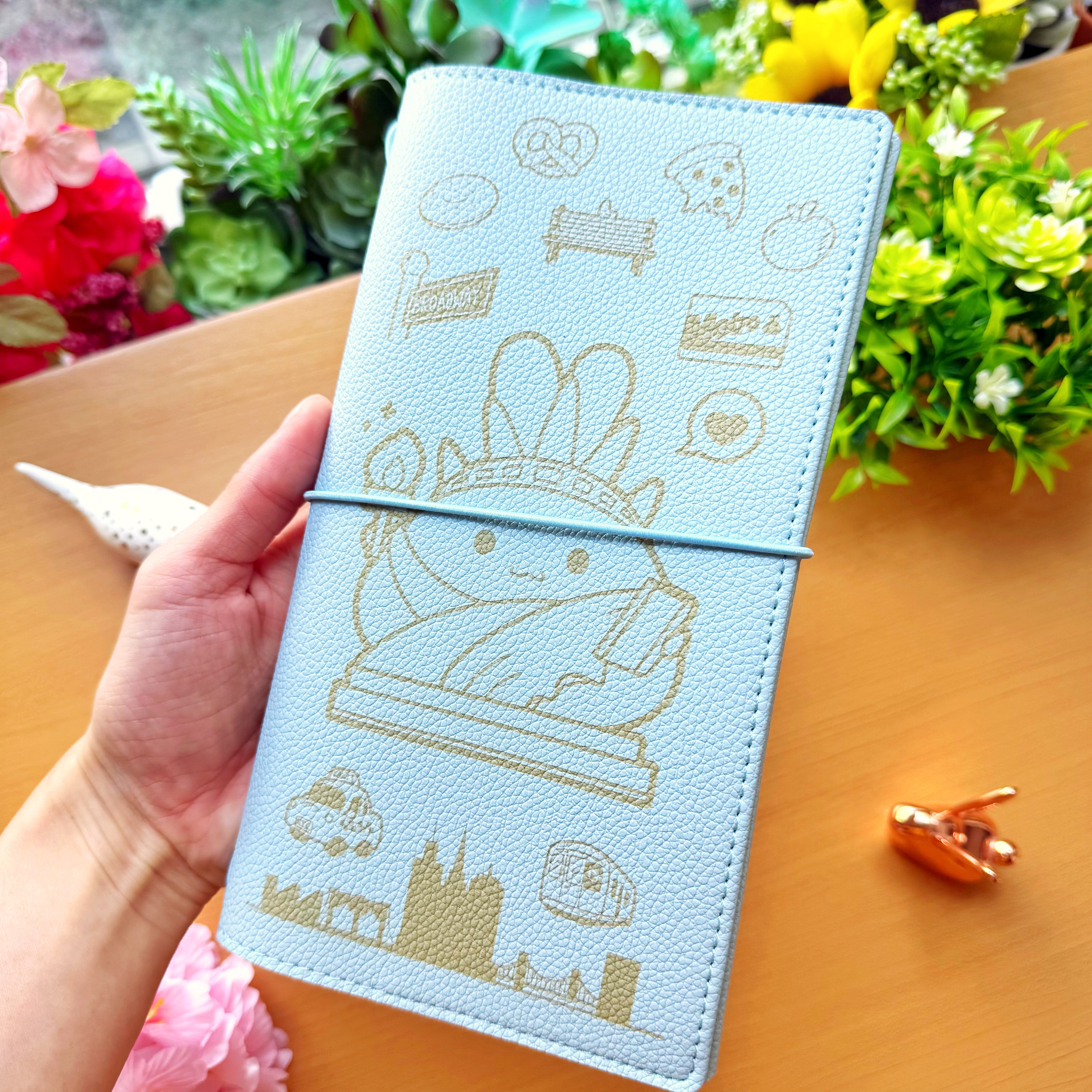 Traveler's Notebook - New York Exclusive (3 Sizes Available)