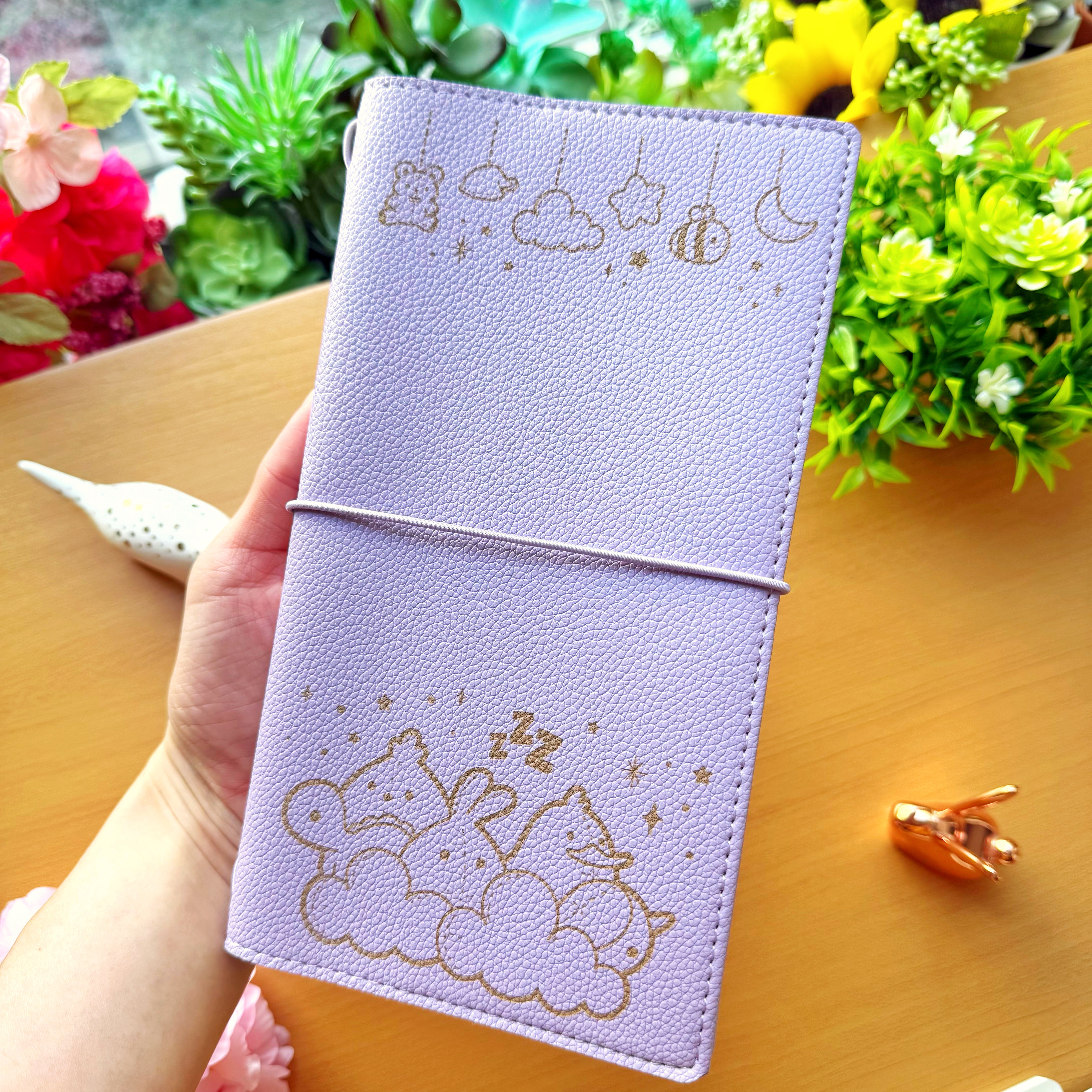 Traveler's Notebook - Dreamy Misfits (3 Sizes Available)