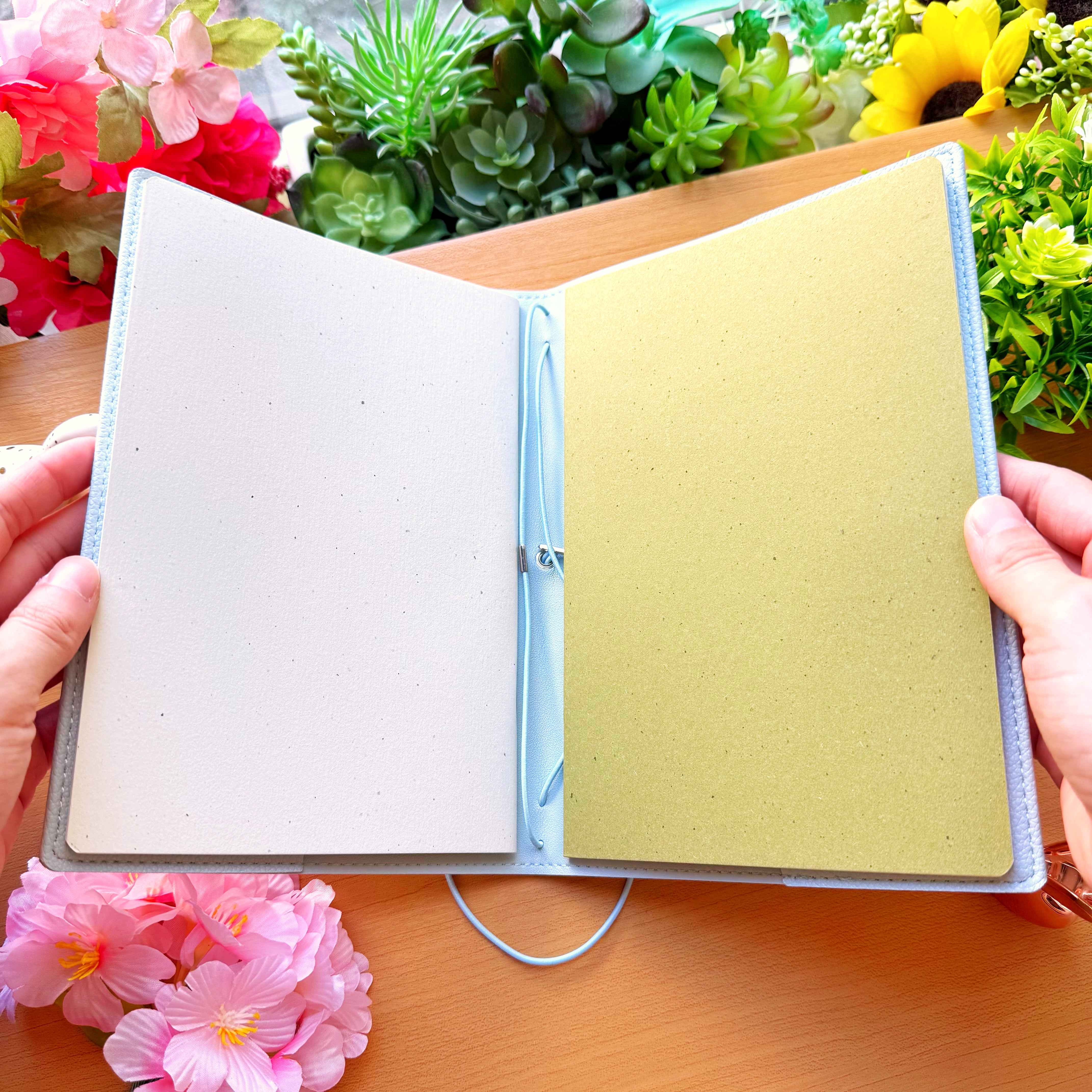 Traveler's Notebook - New York Exclusive (3 Sizes Available)