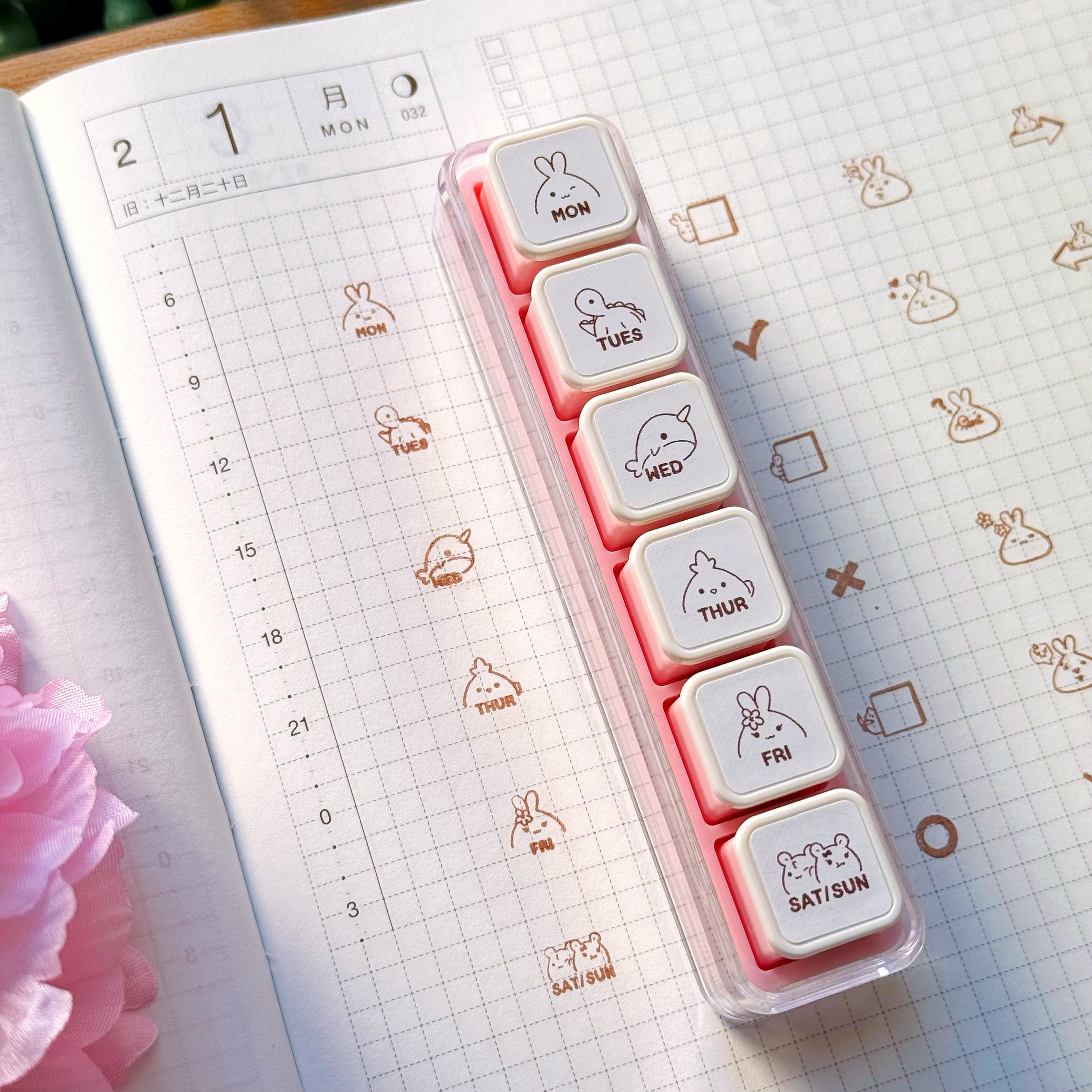 6-in-1 Removable Punch Stamp - Days of the Week