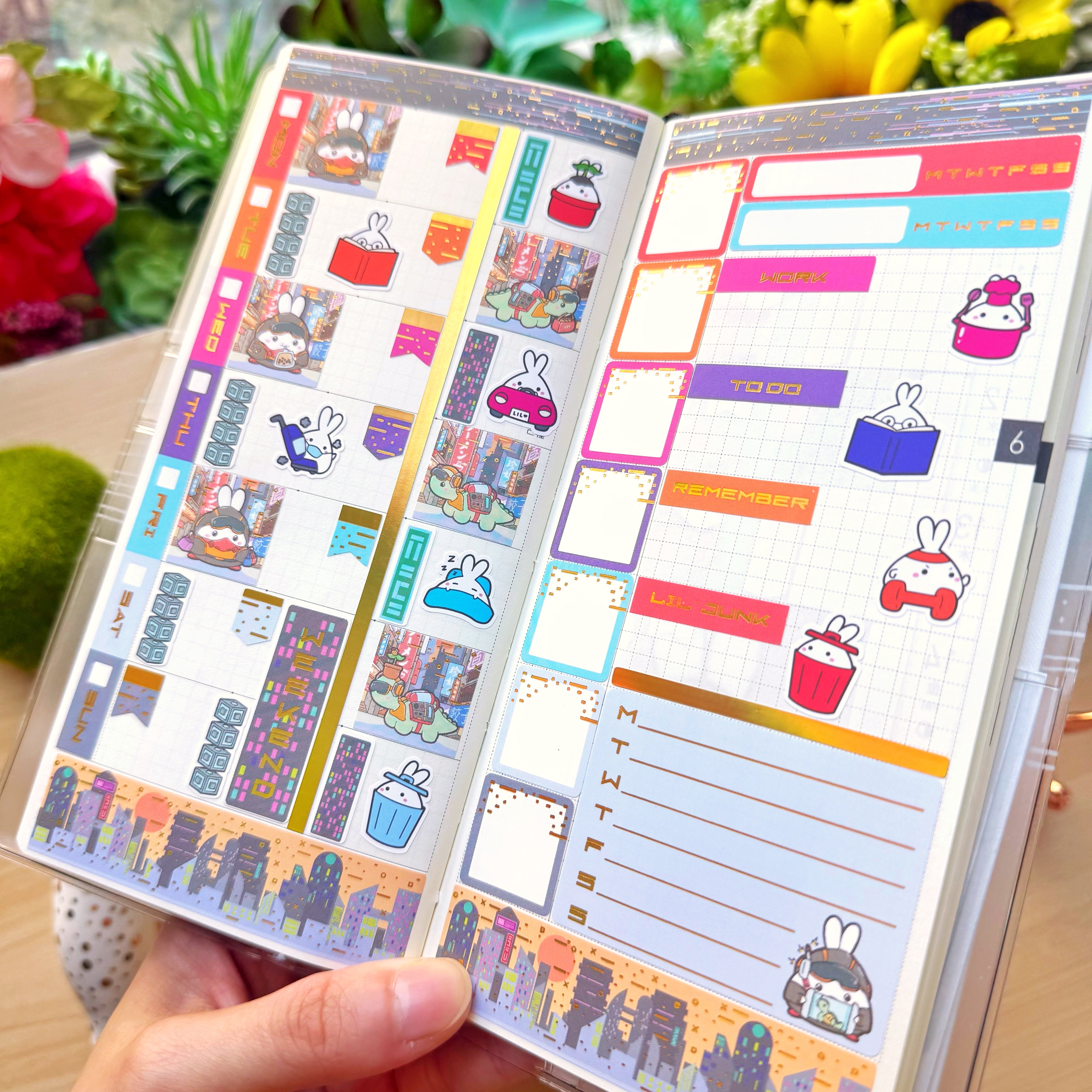 Hobonichi WEEKS - Lil&#39; Cyber City Life - Holo Gold Foil