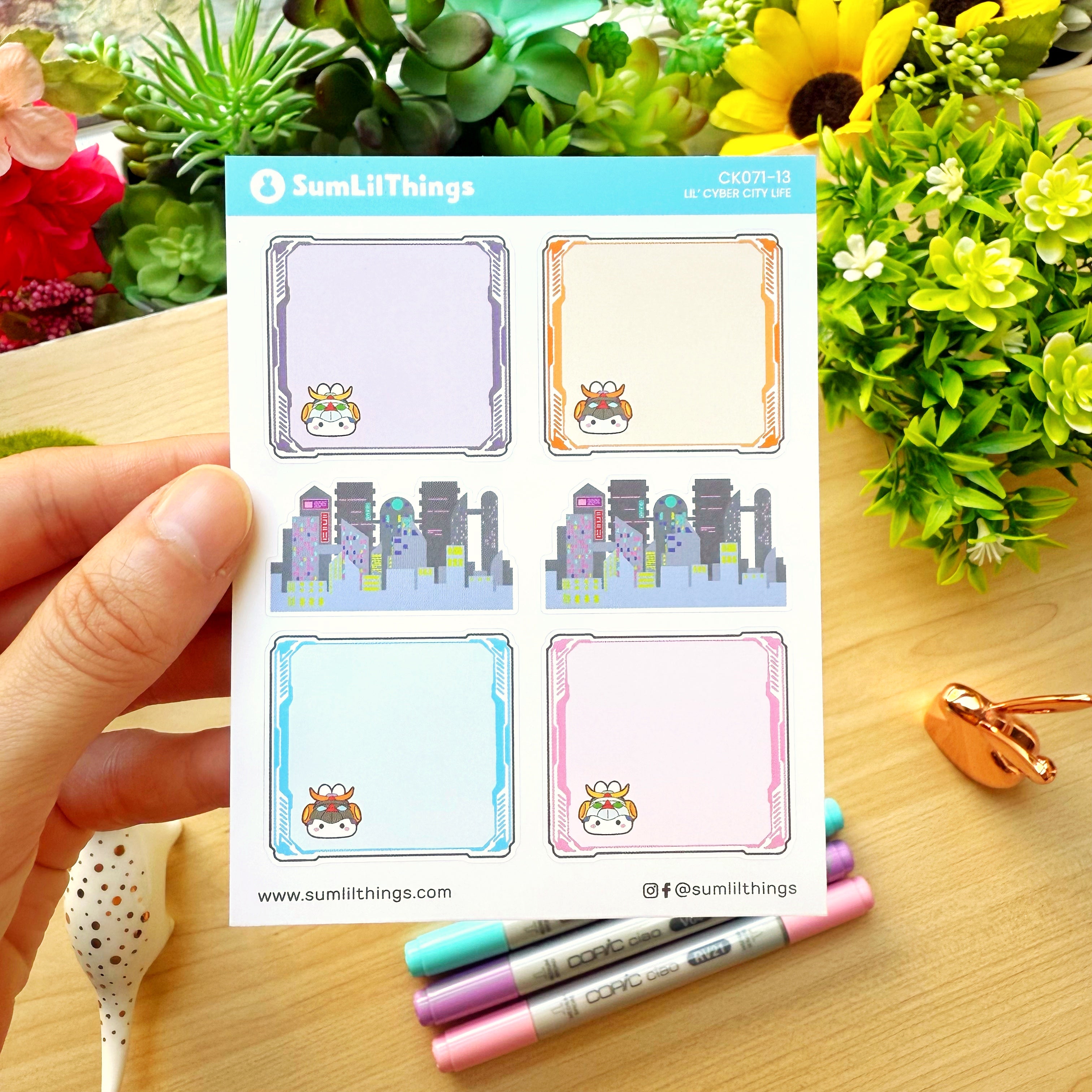 Decorative Kit - Lil&#39; Cyber City Life (10 Pages) - Holo Gold Foil