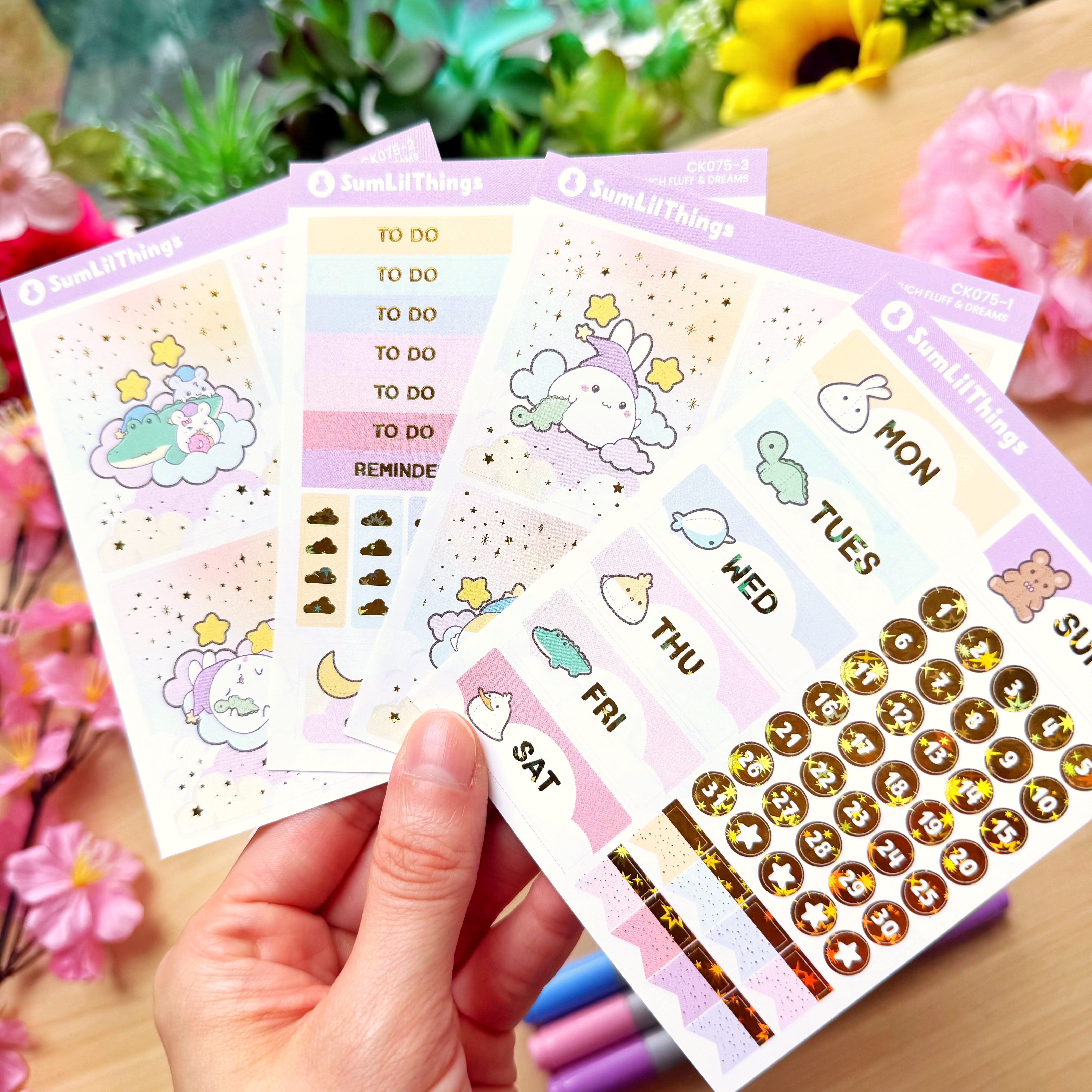 Decorative Kit - Lil' Fluff & Dreams (10 Pages) - Gold Star Foil