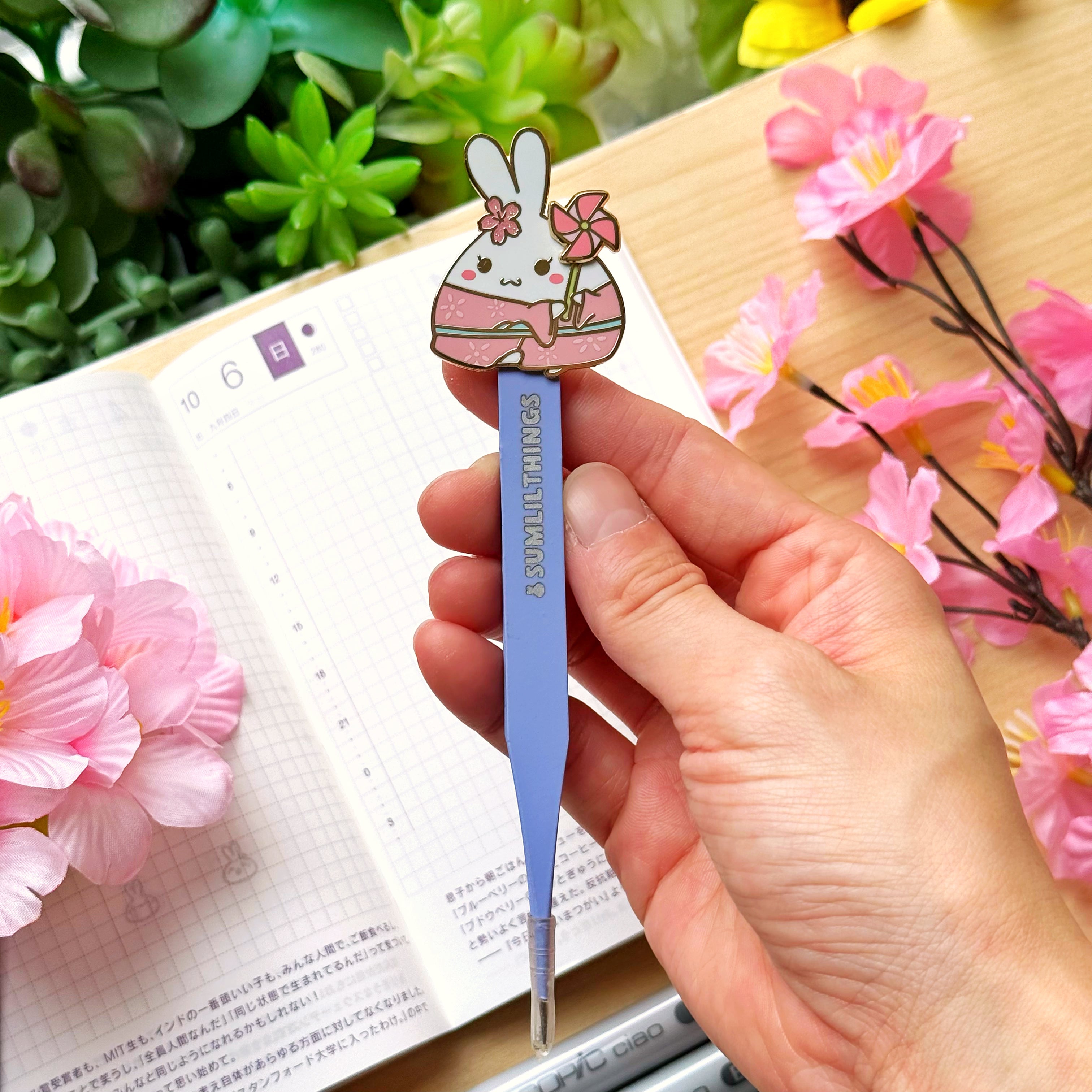 Enamel Tweezer - Lil' Sakura Pinwheel (Interactive)