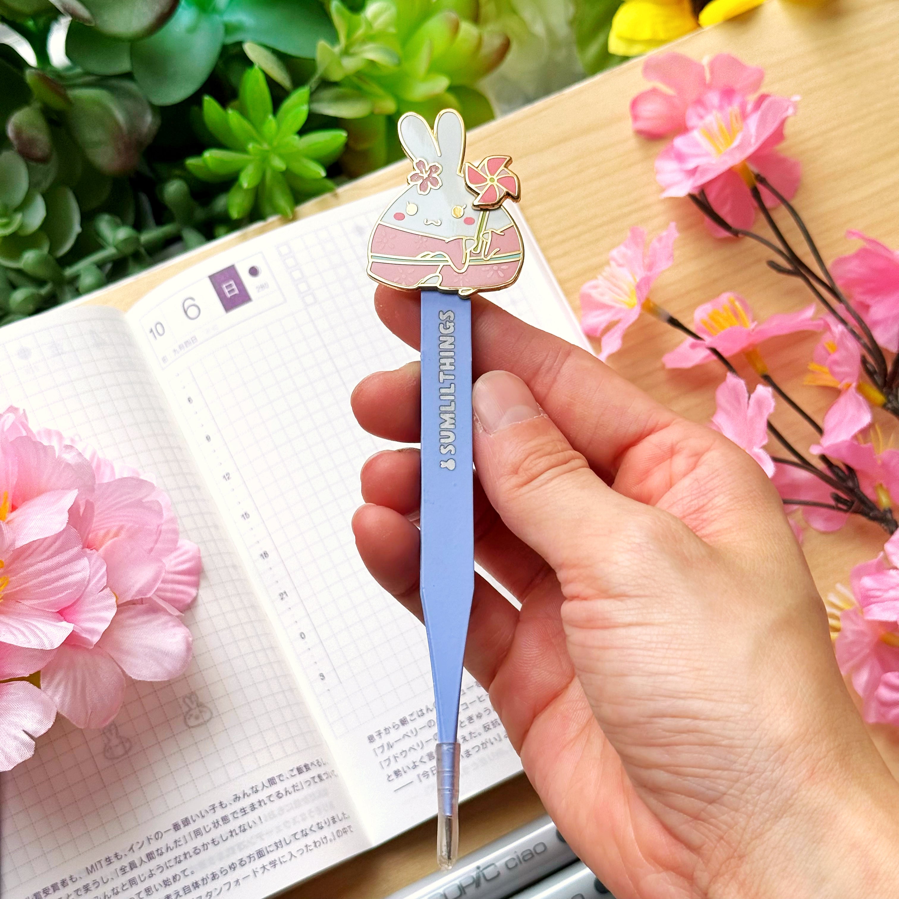 Enamel Tweezer - Lil' Sakura Pinwheel (Interactive)