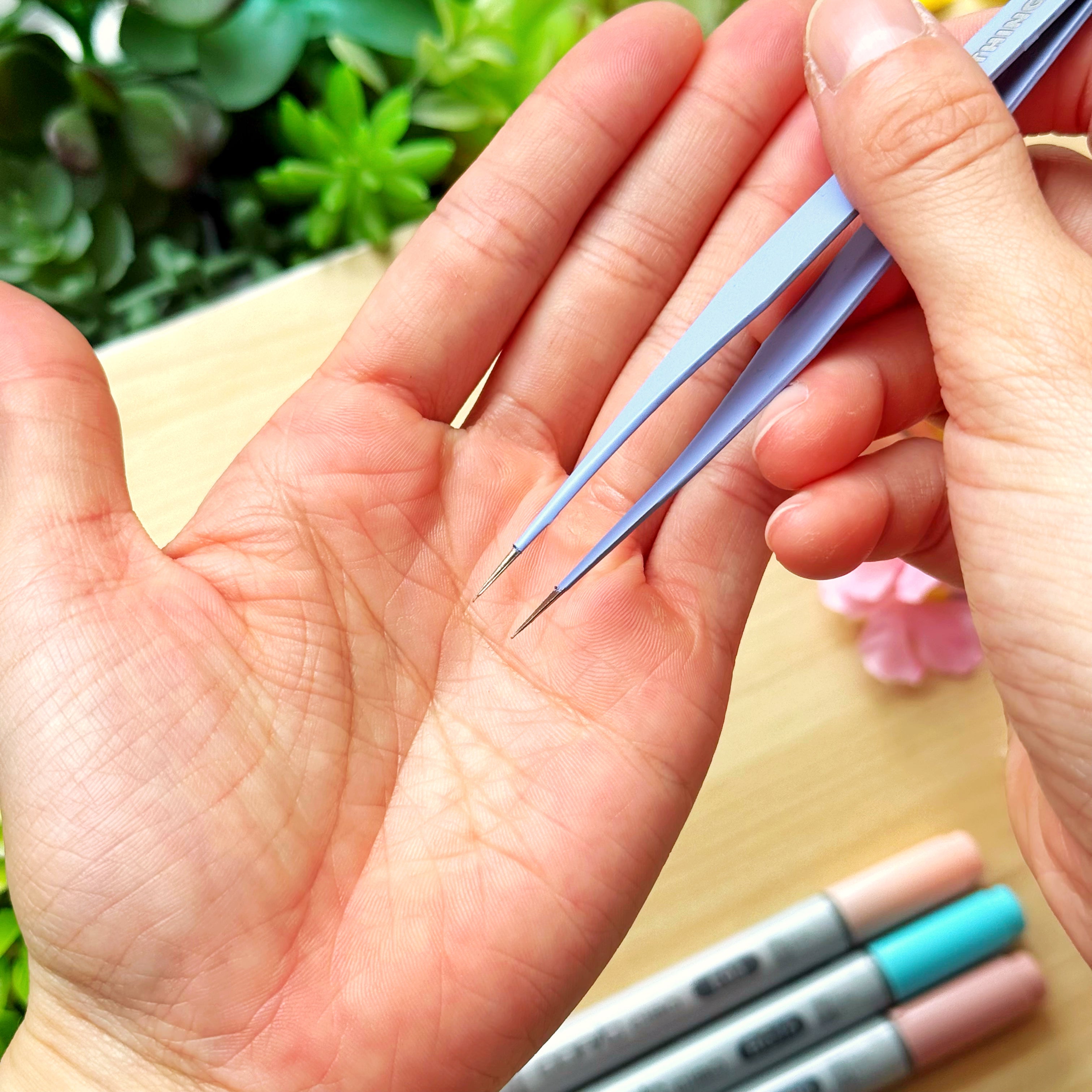 Enamel Tweezer - Lil' Sakura Pinwheel (Interactive)