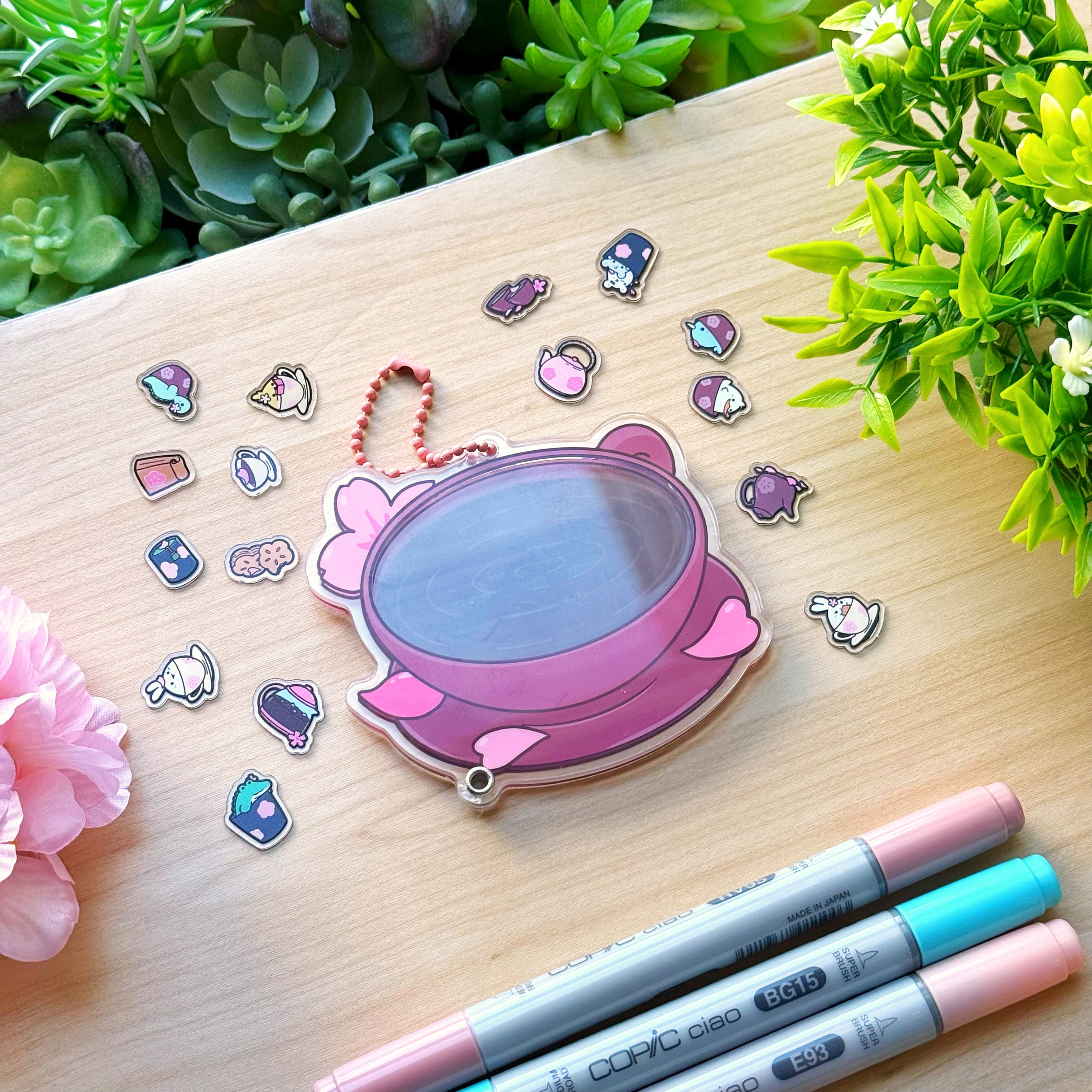 Shaker Keychain - Sakura Coffee (Refillable) with Blind Bag