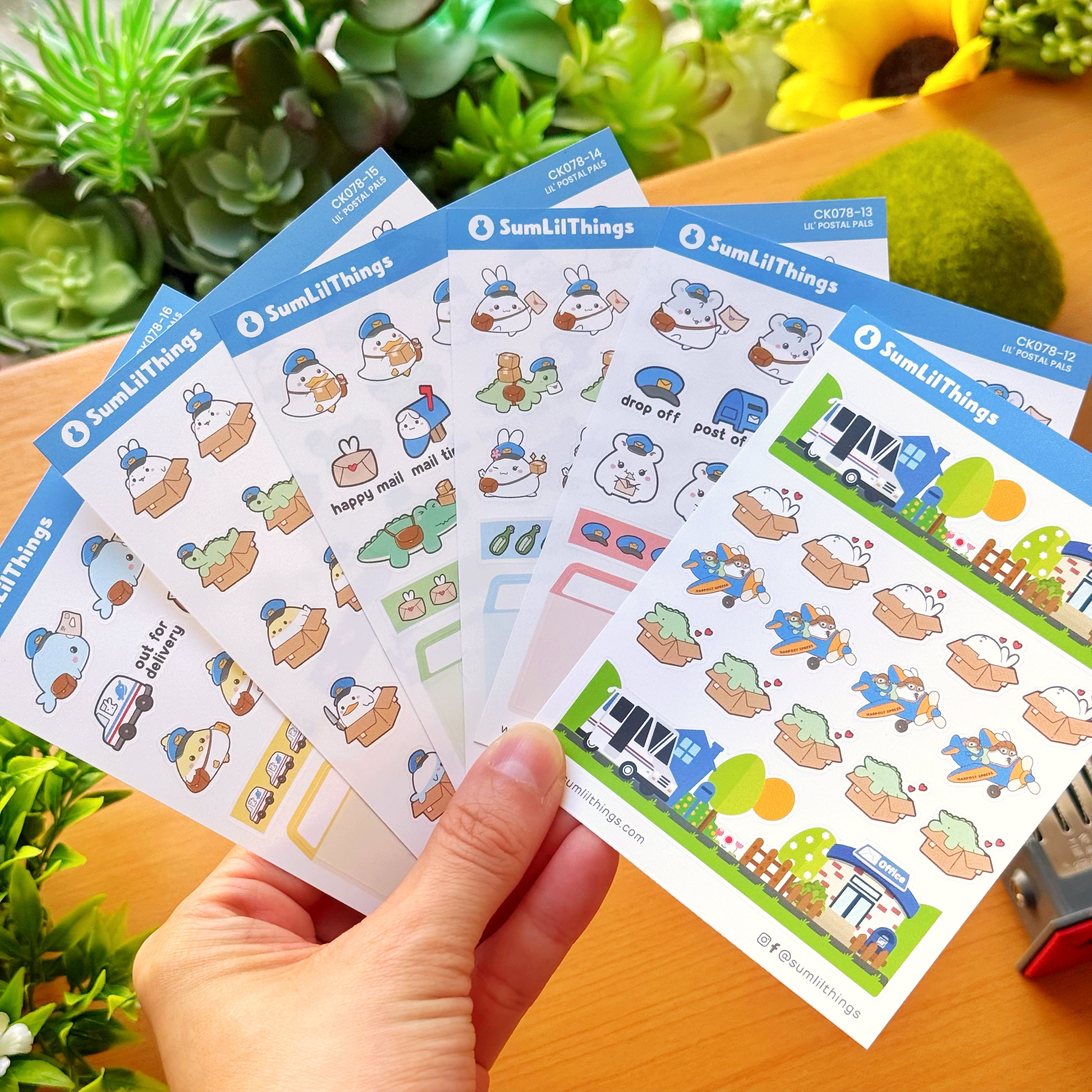 Decorative Kit - Lil' Postal Pals (10 Pages) - Gold Foil
