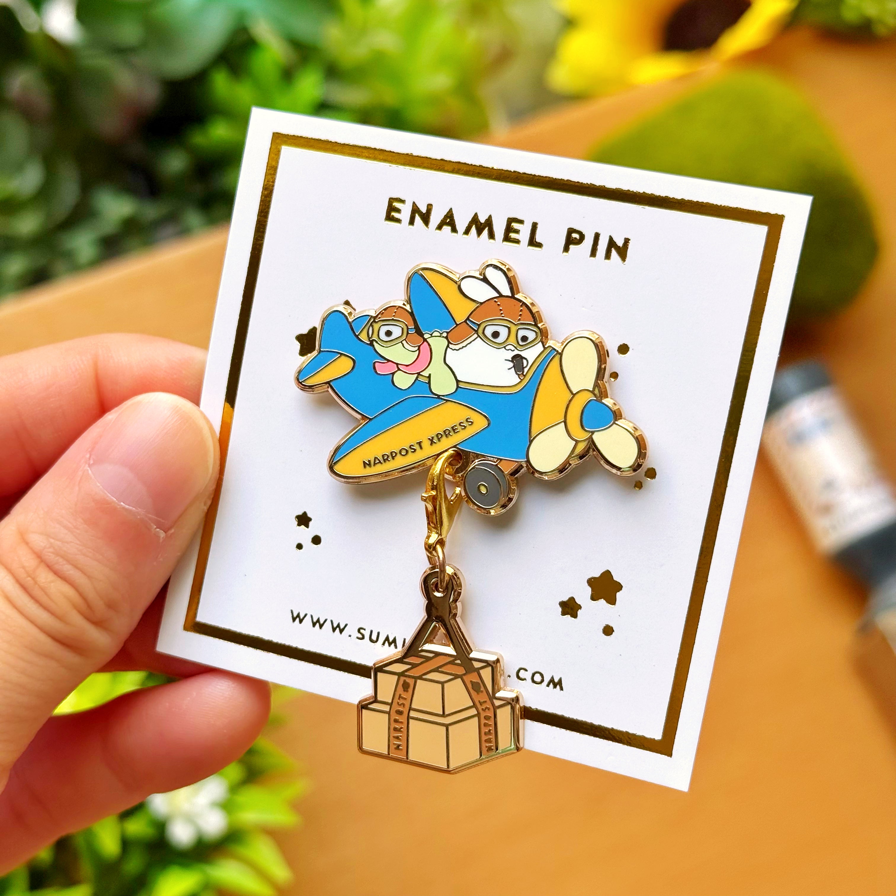 Enamel Pin - Narpost Express (Dangle with Charm)