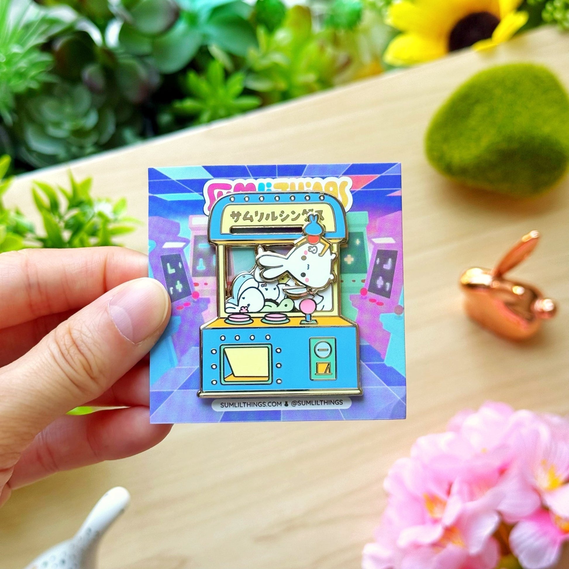 Enamel Pin - Claw Machine (Interactive Slider) - SumLilThings