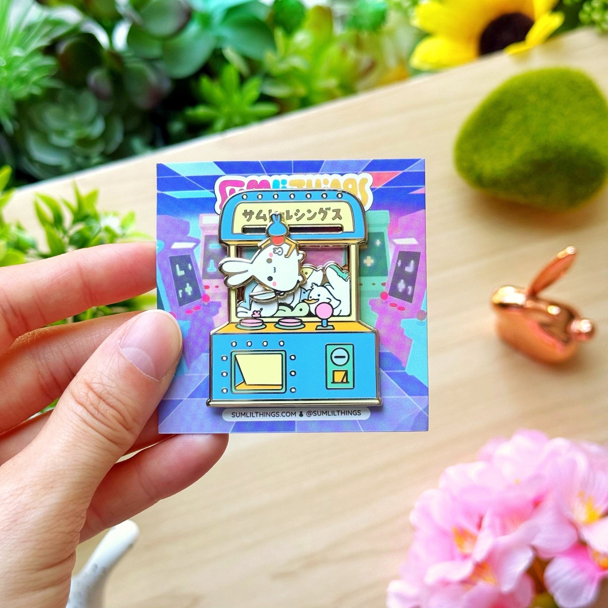 Enamel Pin - Claw Machine (Interactive Slider) - SumLilThings