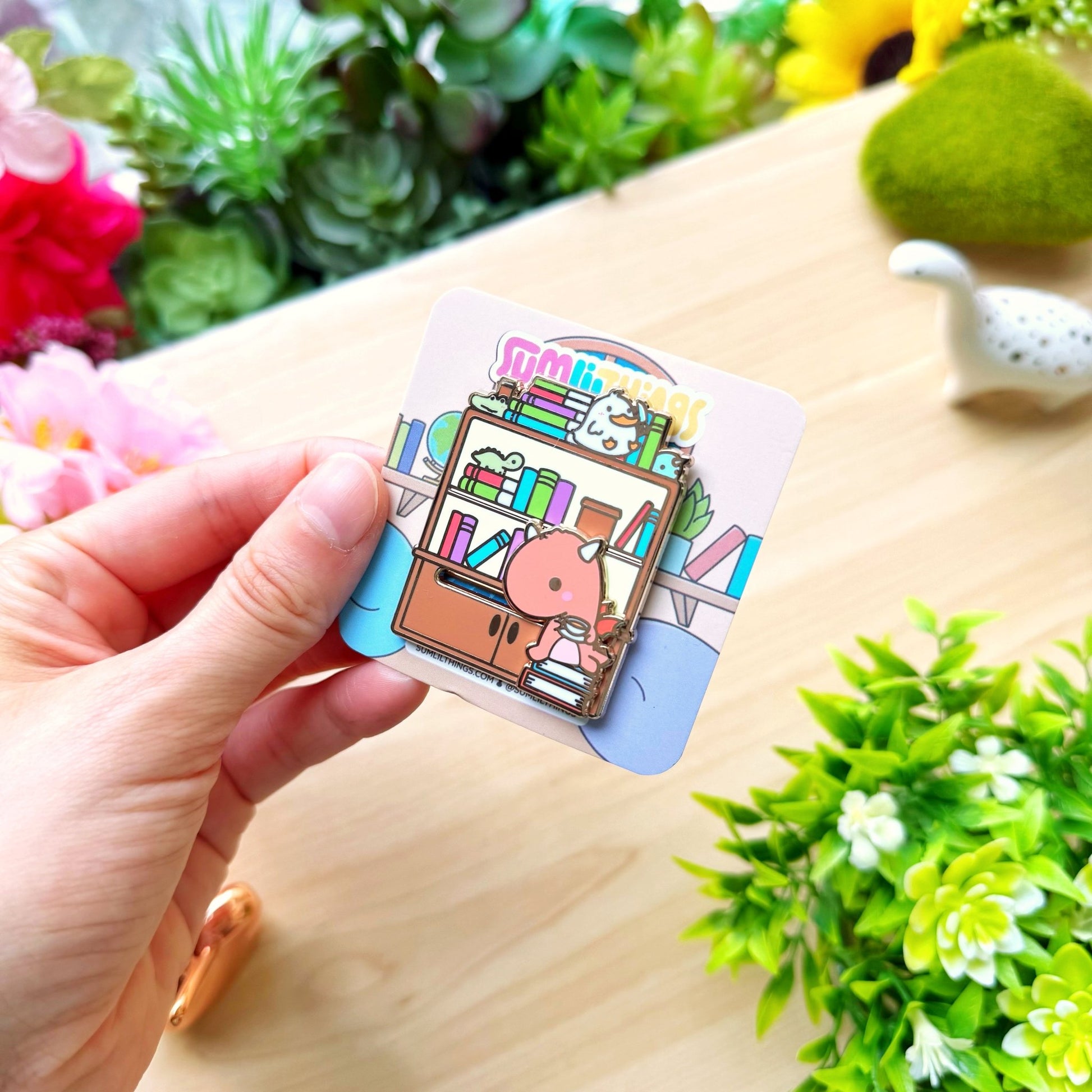 Enamel Pin - Lil' Bookshelf (Interactive Slider) - SumLilThings