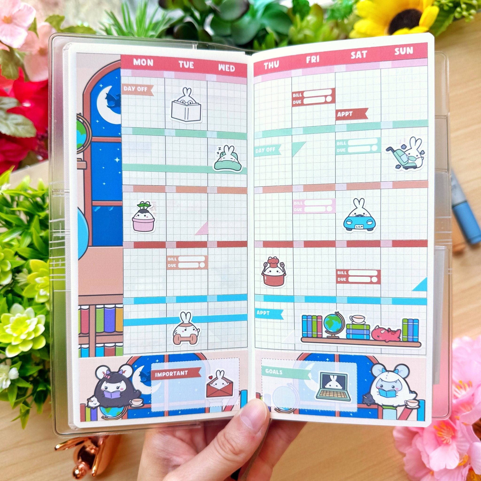 Hobonichi WEEKS - Books, Dragons & Tea - Gold Foil - SumLilThings