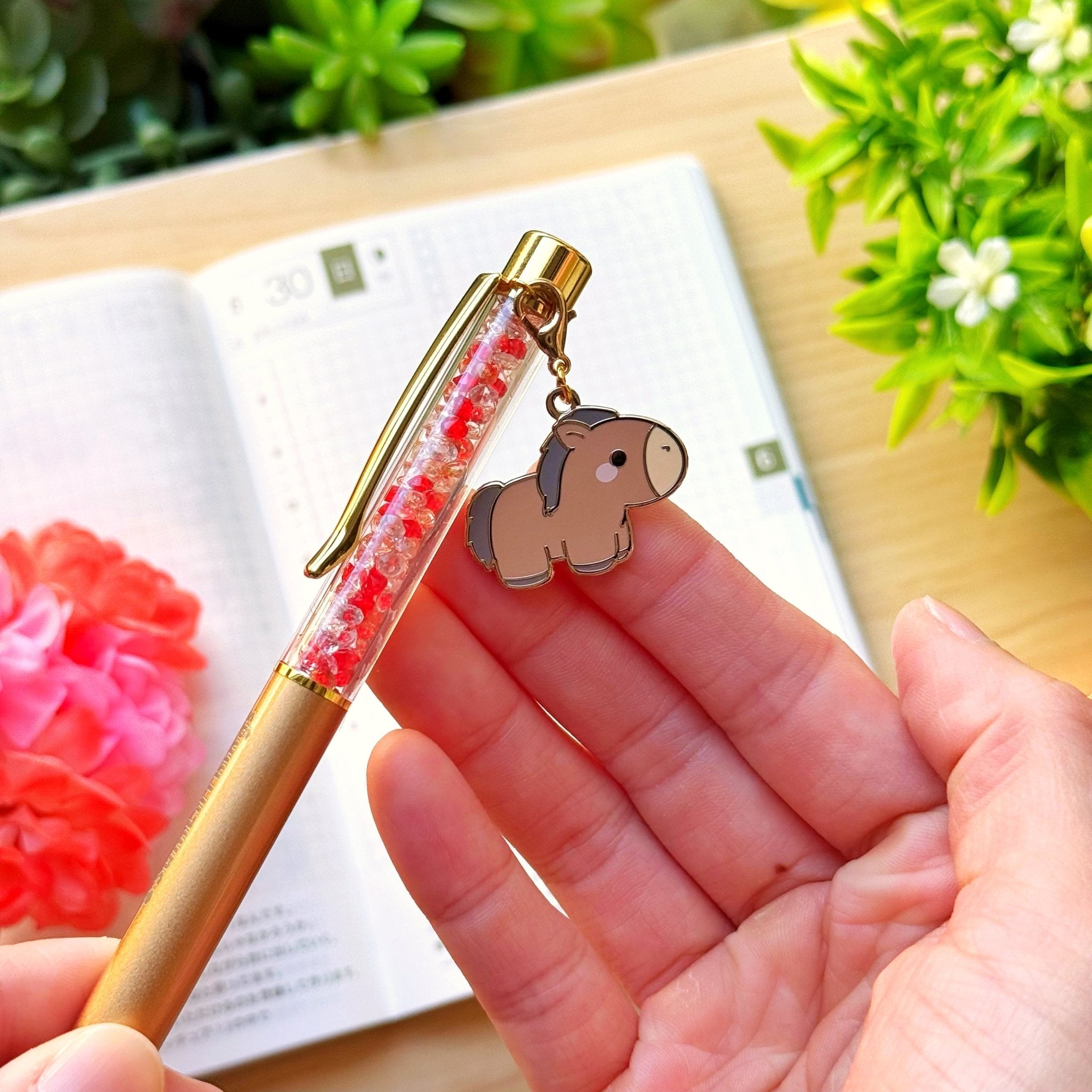 Stardust Writing Pen - Lil' Horse (0.5mm Black Ballpoint Ink) - SumLilThings