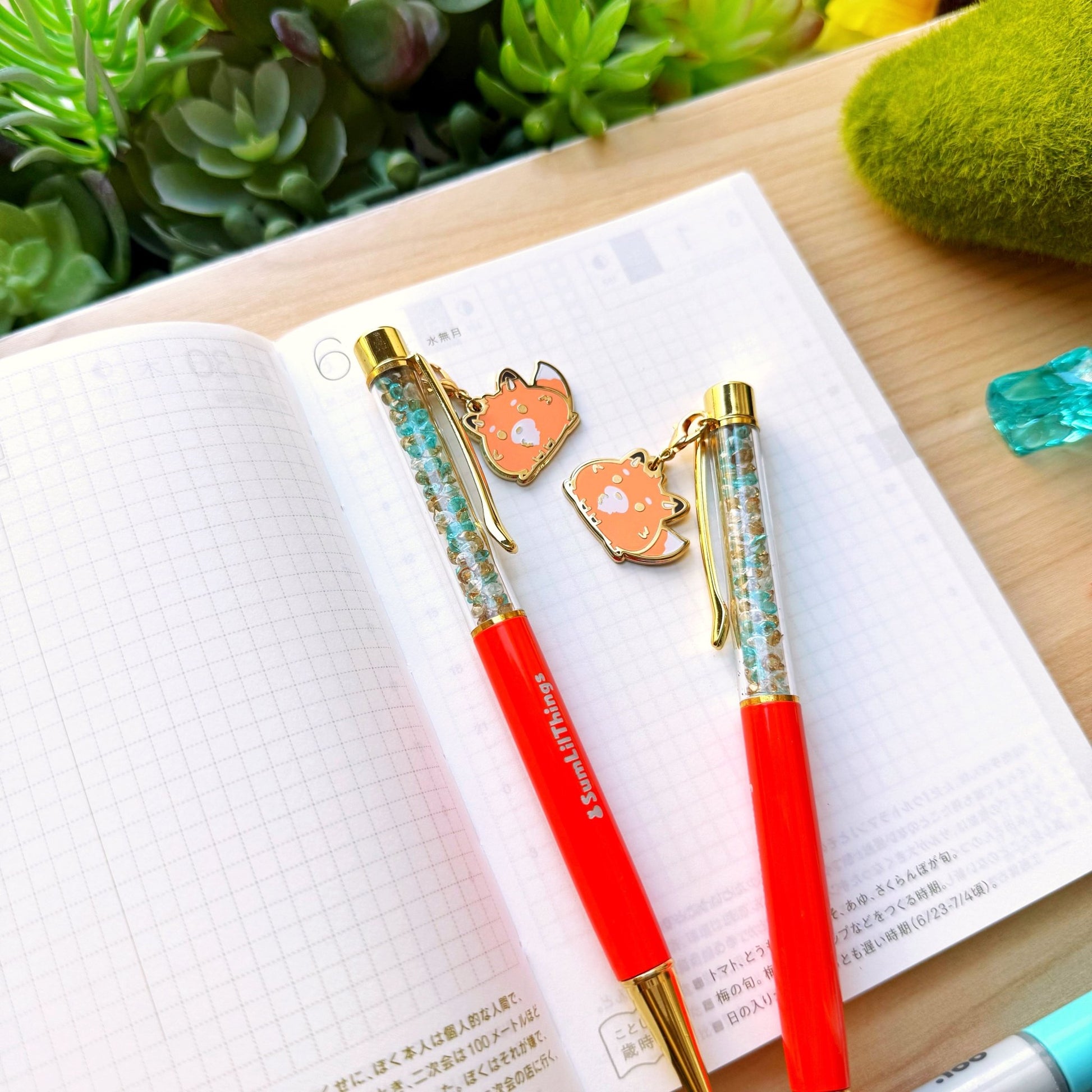 Stardust Writing Pen - Lil' Kitsune (0.5mm Black Gel Ink) - SumLilThings