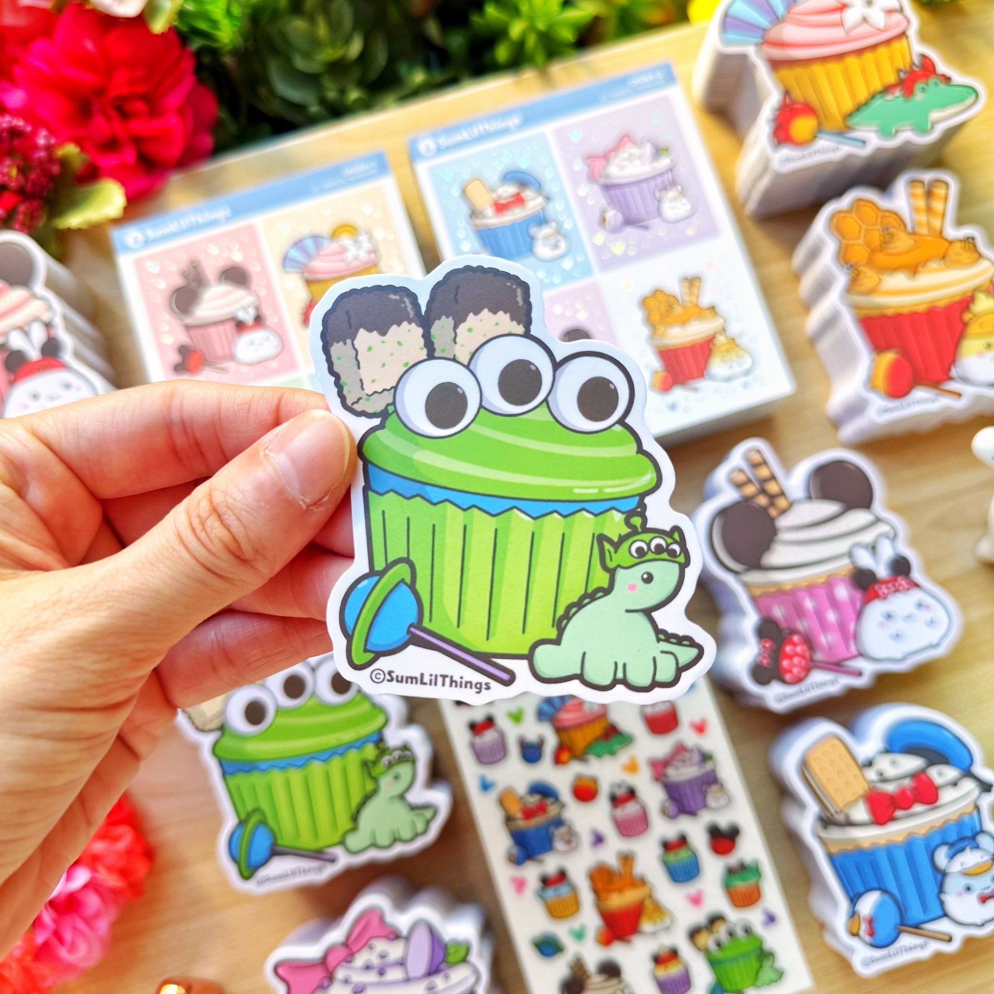 Vinyl Sticker - Alien Nohnoh Cupcake - SumLilThings