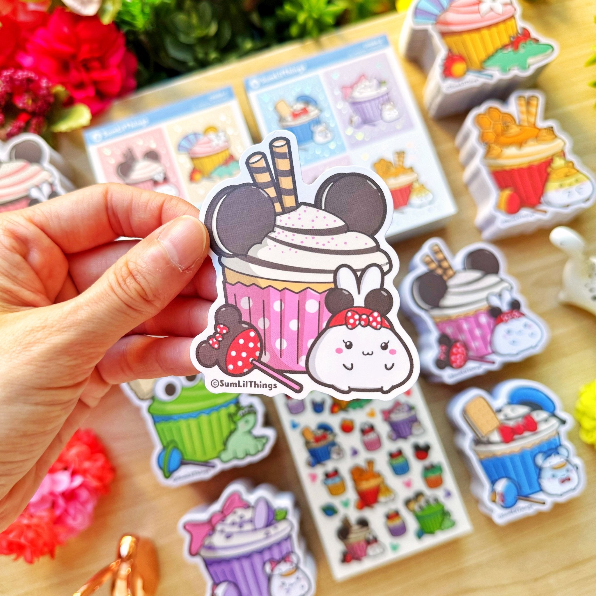 Vinyl Sticker - Minnie Mimi Cupcake - SumLilThings