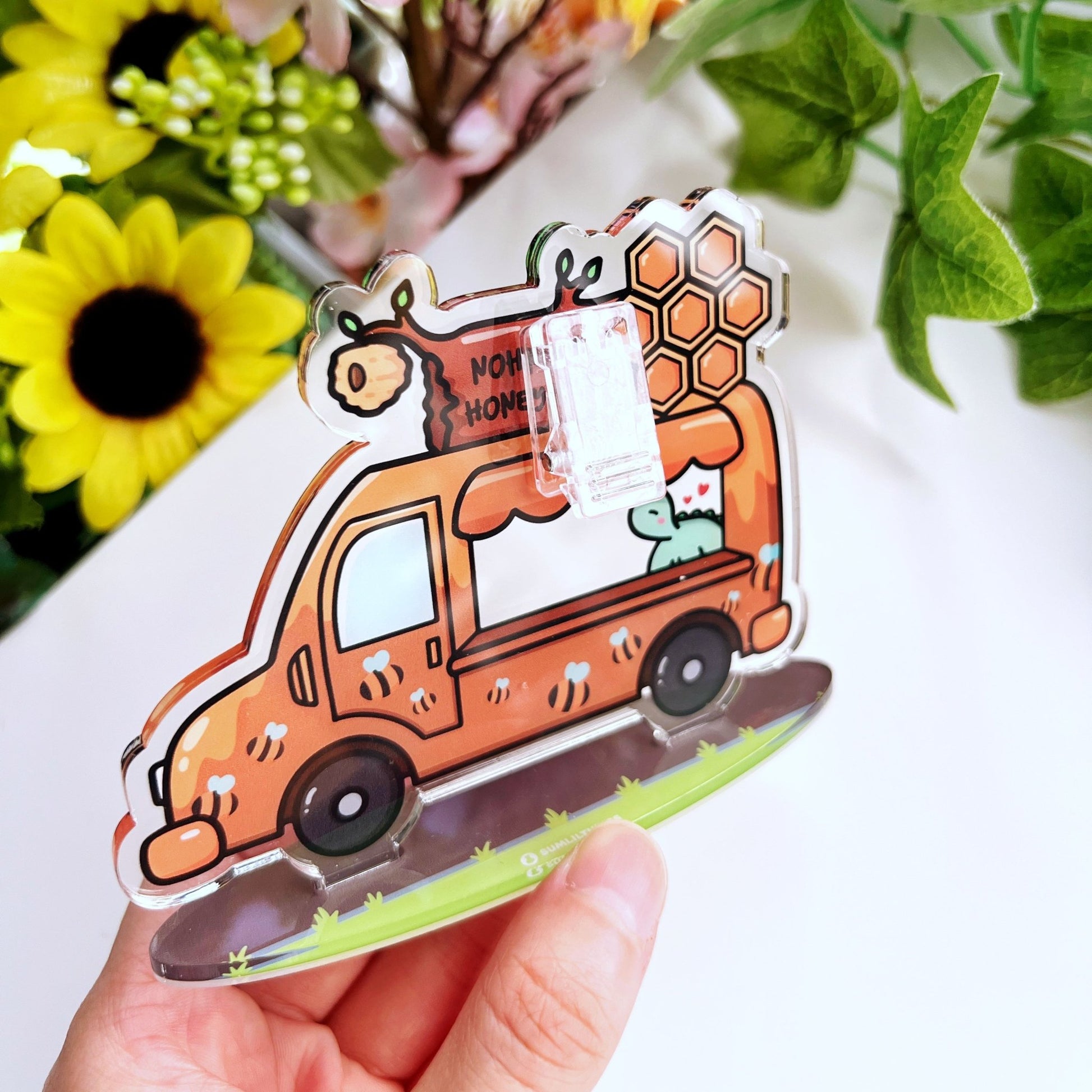 Acrylic Note Holder - Nohnoh's Honey Truck - SumLilThings