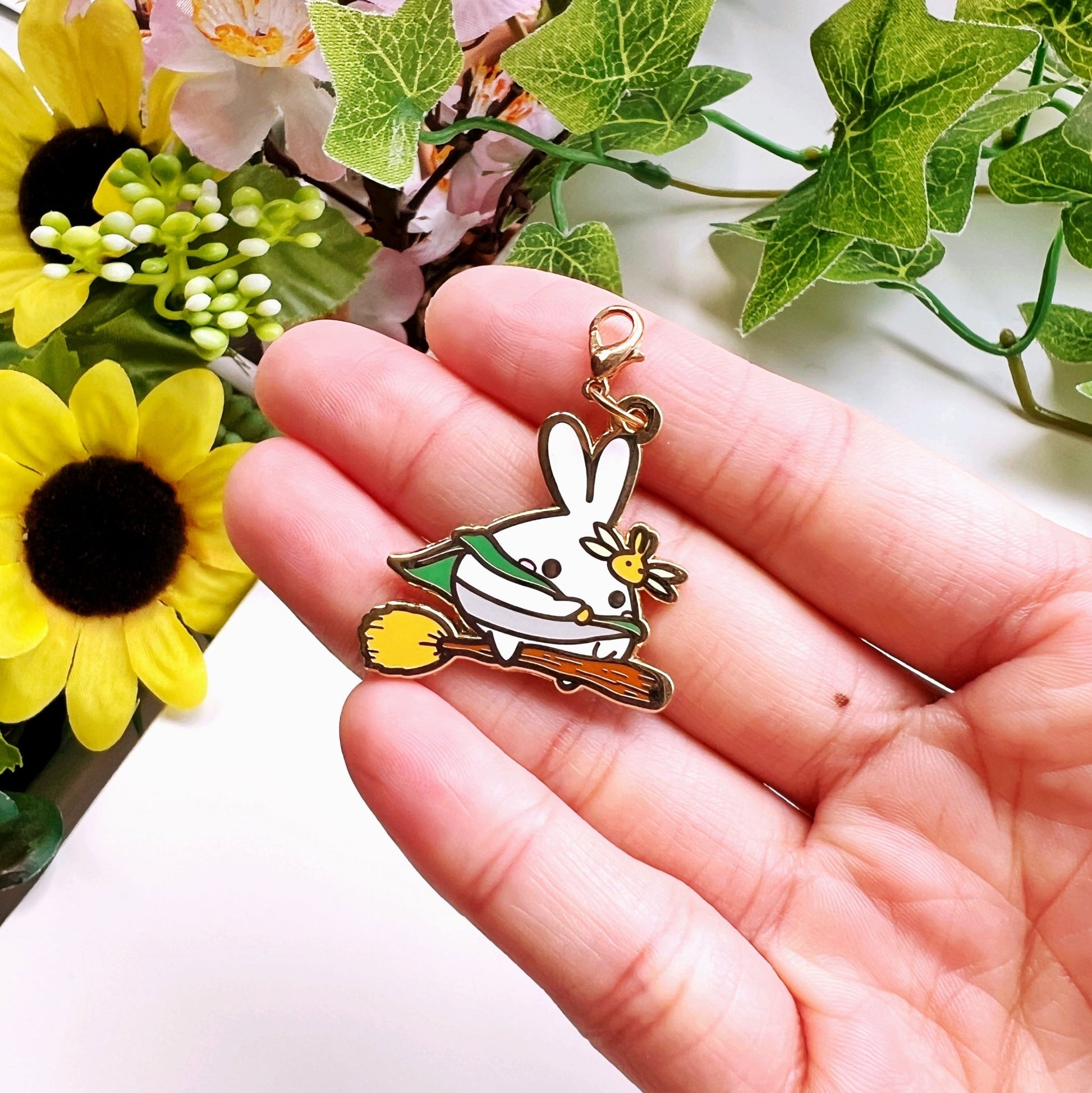 Charm - Lil's Broom Ride - SumLilThings