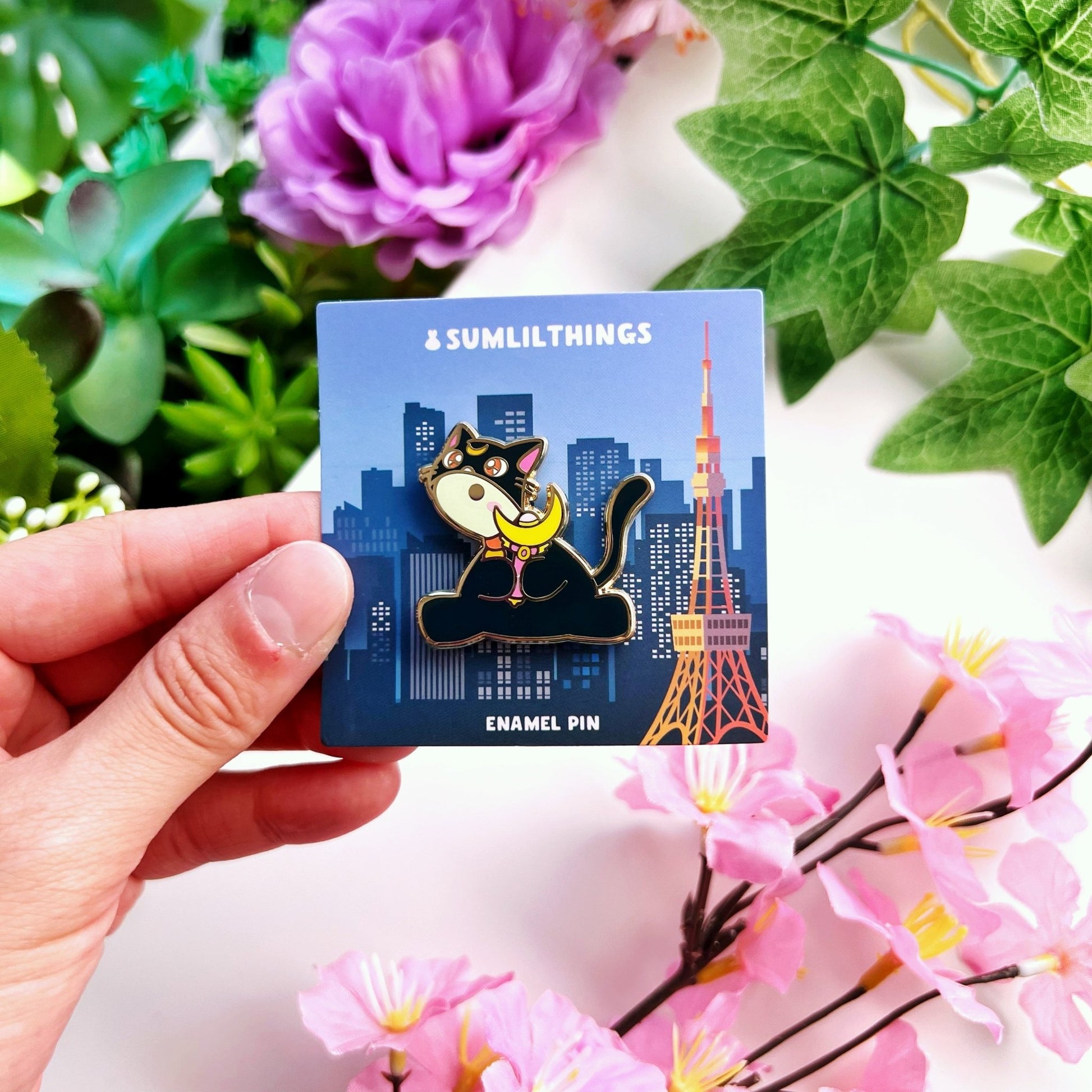 Enamel Pin - Luna Nohnoh - SumLilThings