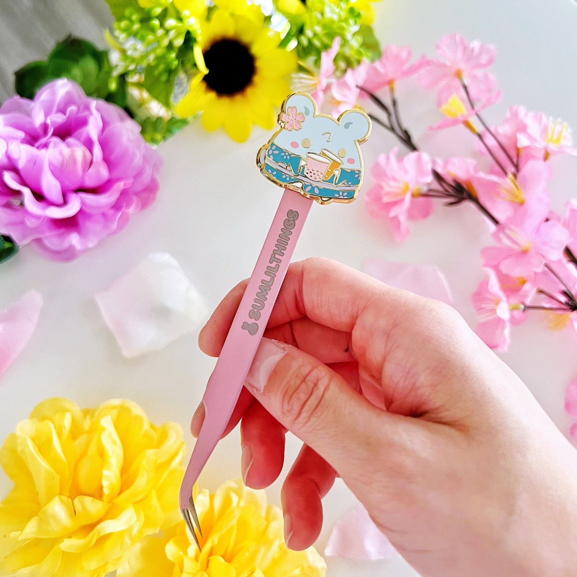 Enamel Tweezer - Sakura Boba Oatmeal (Fine Point) - SumLilThings