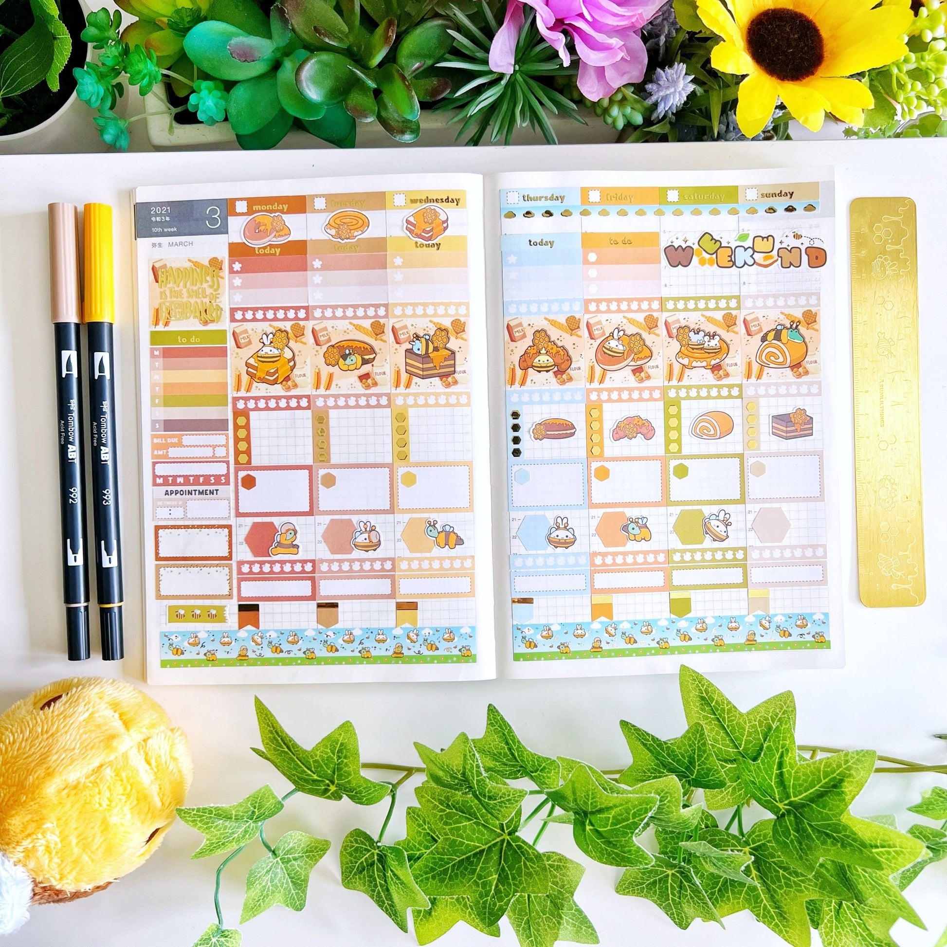 Hobonichi COUSIN - Lil' Honey Pastries - Gold Foil - SumLilThings