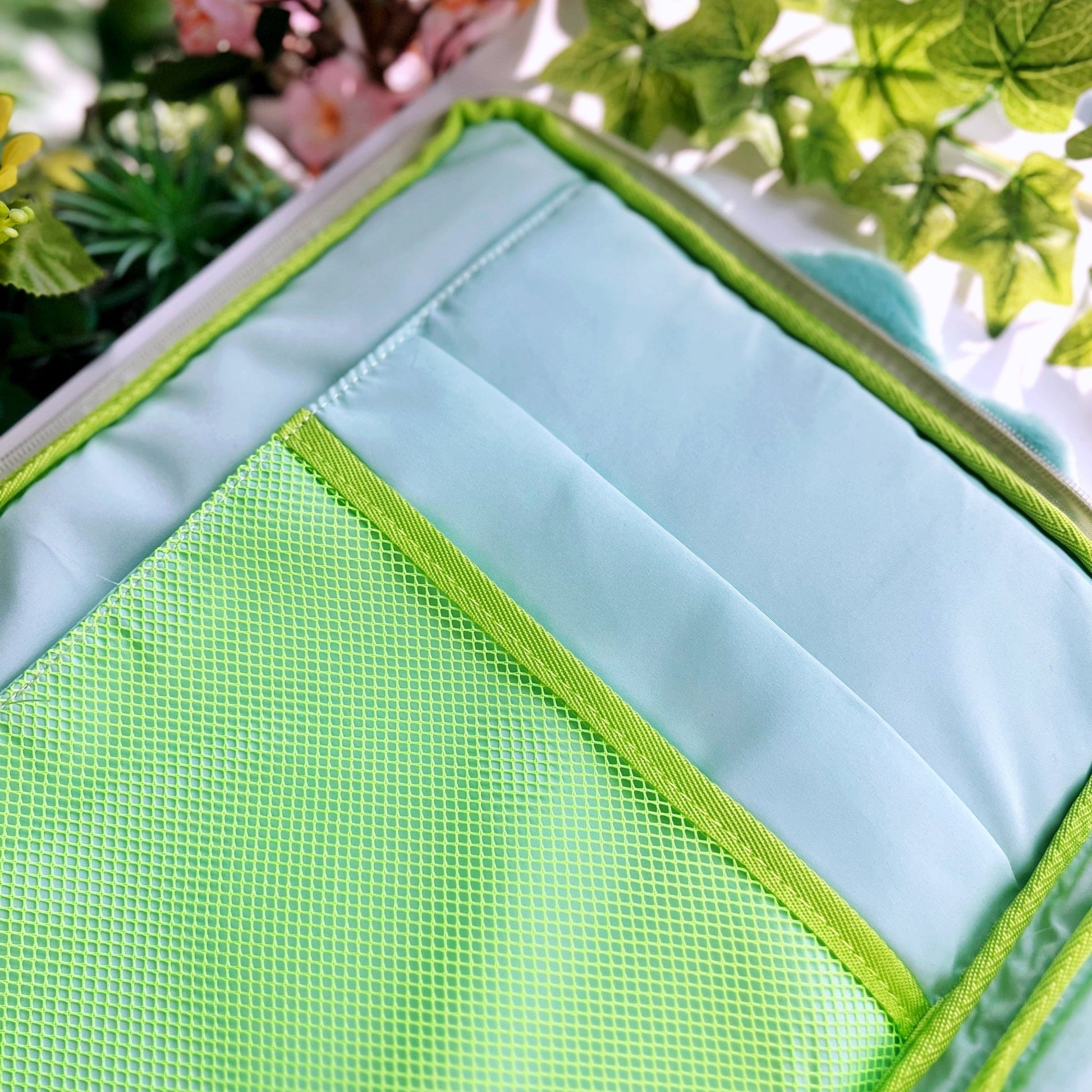 Nohnoh Dinosaur Laptop 16" Sleeve - SumLilThings